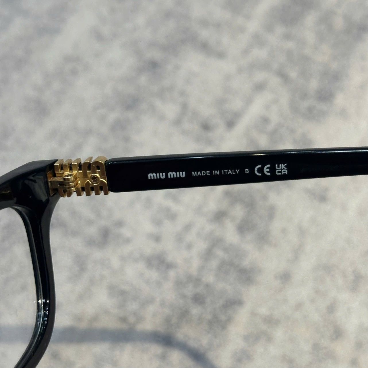 Miu Miu MIU MIU 0MU 07XV 16K1O1 Size ONE SIZE - 5 Thumbnail