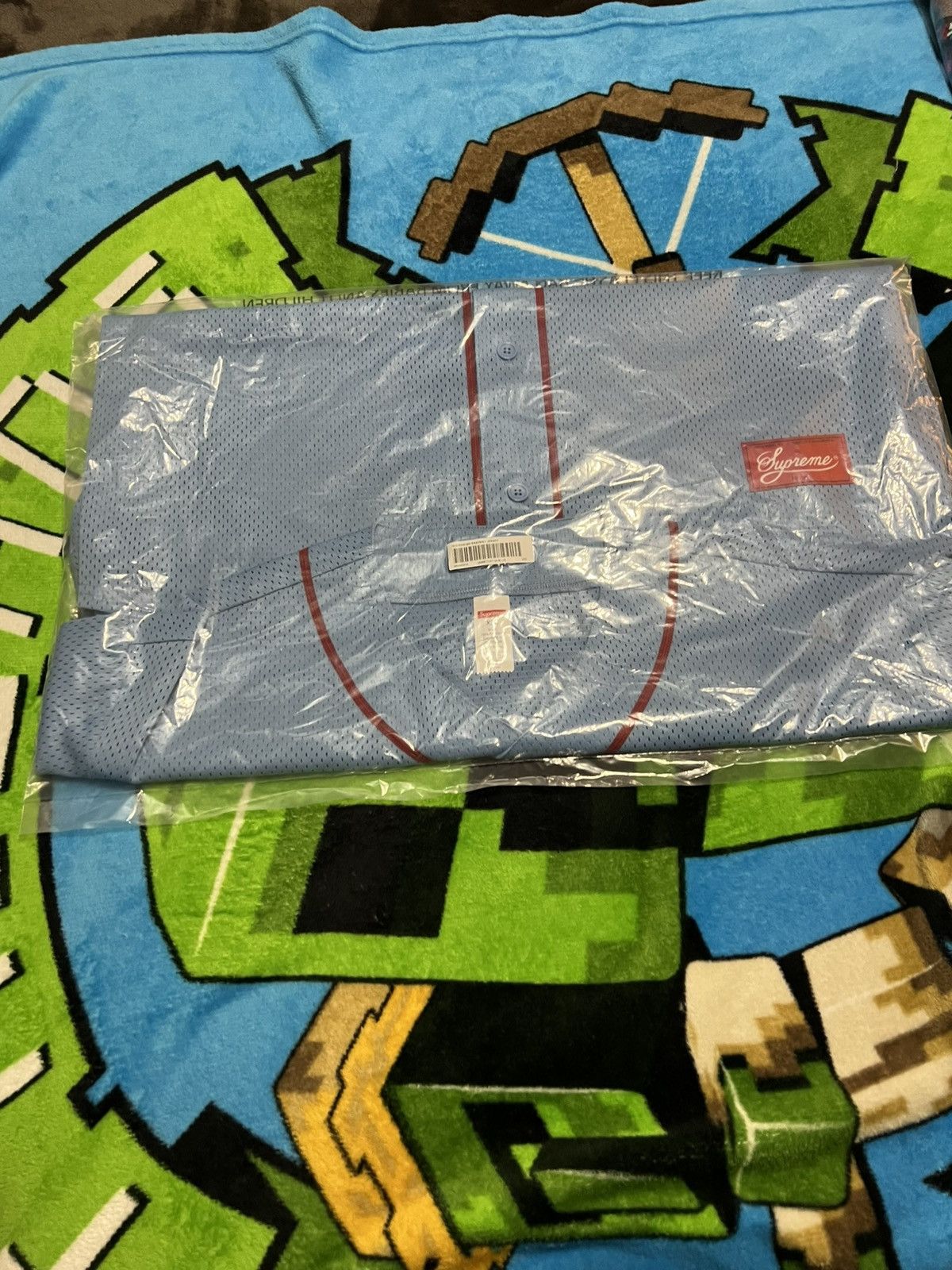 Supreme 🔥Supreme XXL Old English blue baseball Jersey Brand New🔥 Size US XXL / EU 58 / 5 - 4 Thumbnail