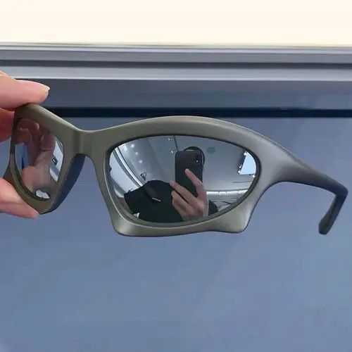 VIBE Retro punk sunglasses y2k Size ONE SIZE - 4 Thumbnail