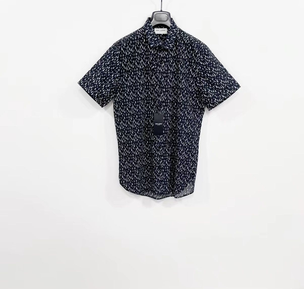 Saint Laurent Paris SAINT LAURENT 100% Cotton Short Sleeve Shirt J30 Size US M / EU 48-50 / 2 - 1 Thumbnail