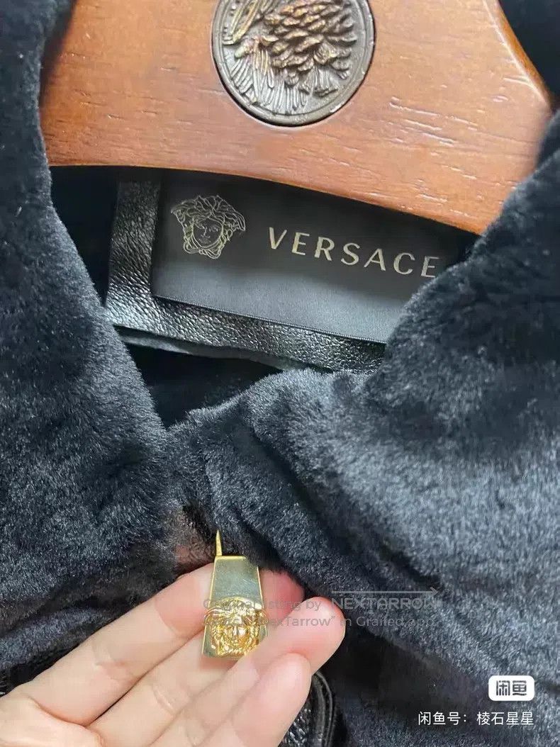 Versace Versace Fur coat coat with one fur Size XS / US 0-2 / IT 36-38 - 5 Thumbnail