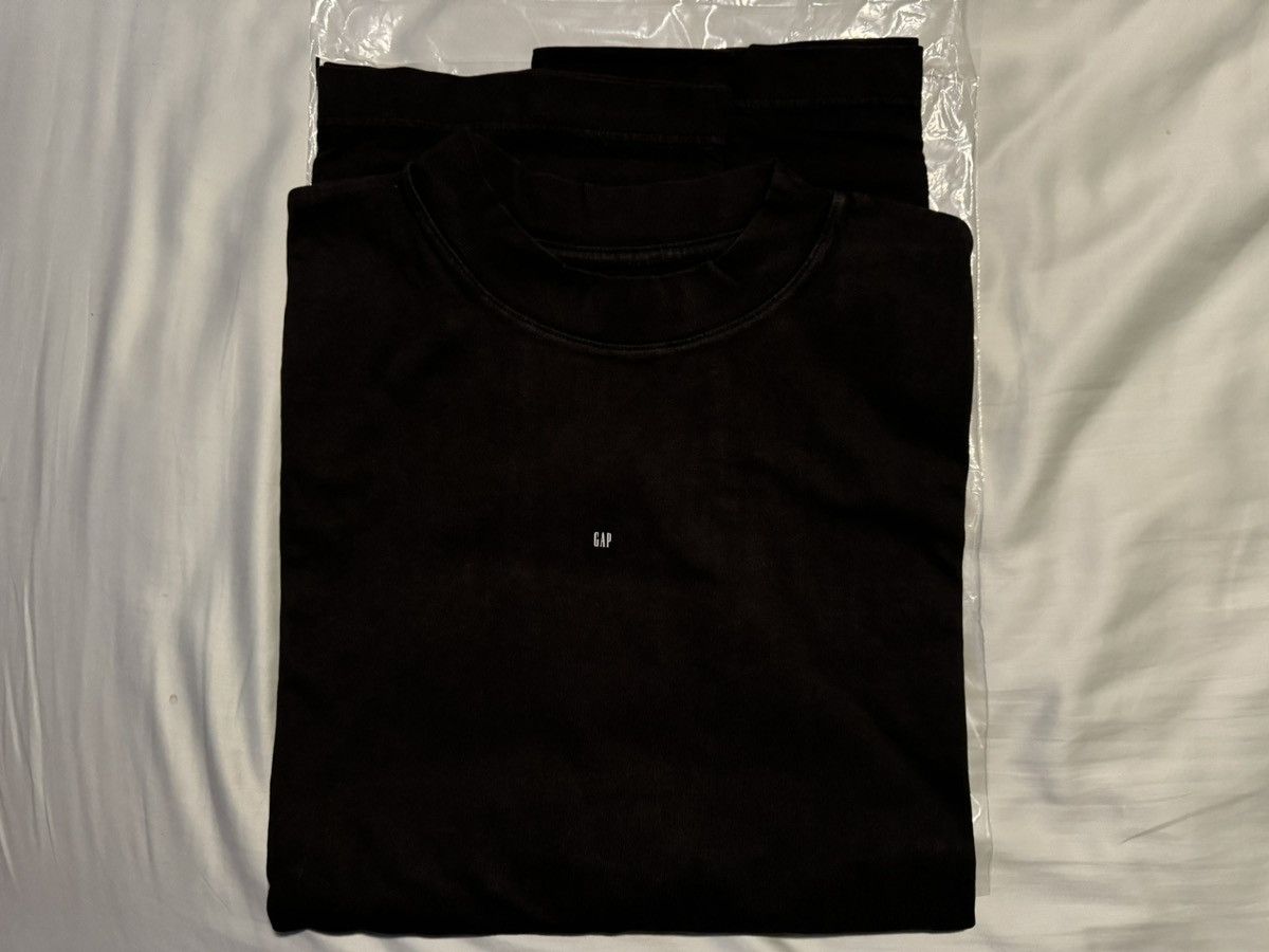 Balenciaga × Gap × Kanye West Yeezy Gap Logo Long Sleeve Tee Black Size Large Size US L / EU 52-54 / 3 - 1 Thumbnail