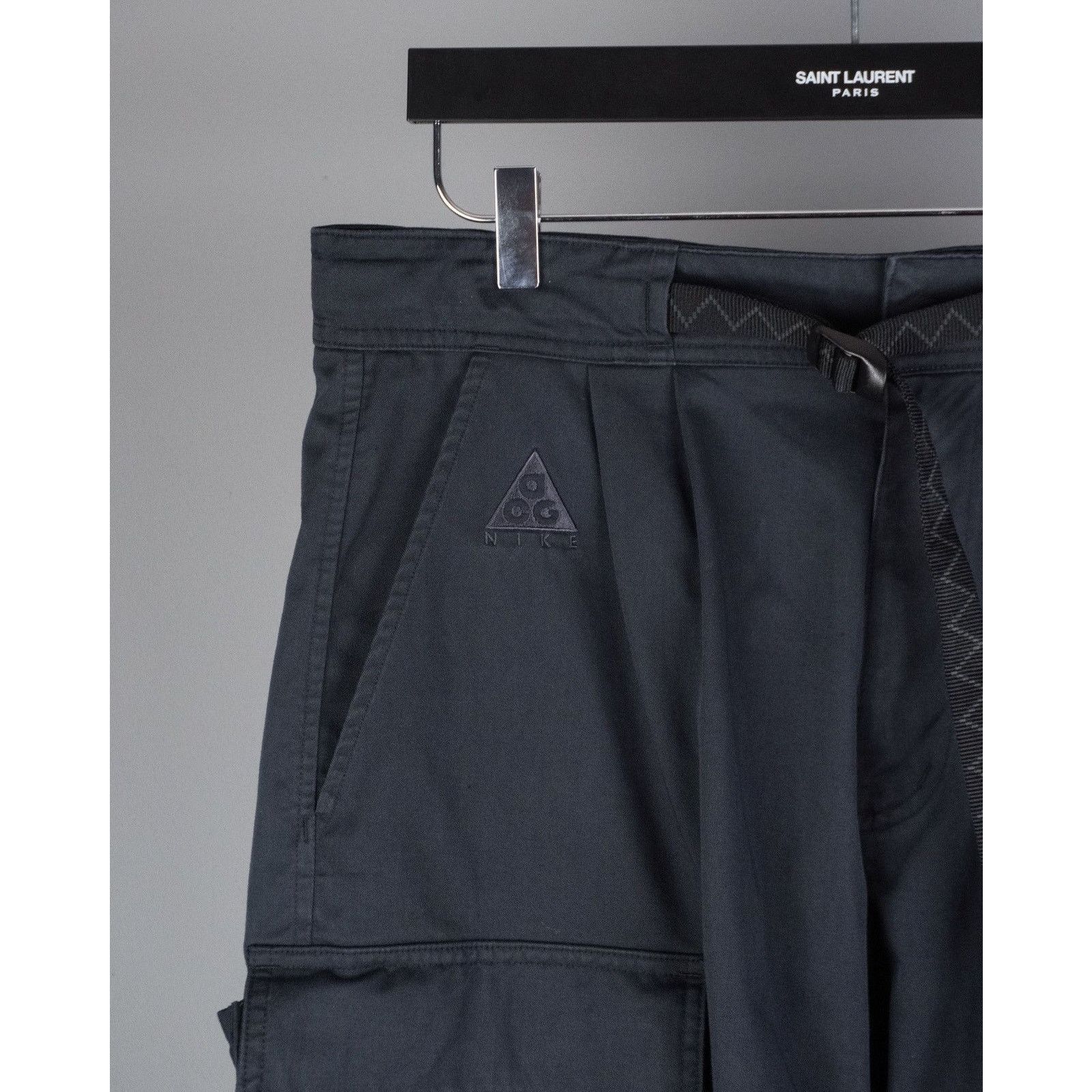 Nike ACG Nike acg ss18 acronym multipocket ninja black woven pants Size US 32 / EU 48 - 4 Thumbnail