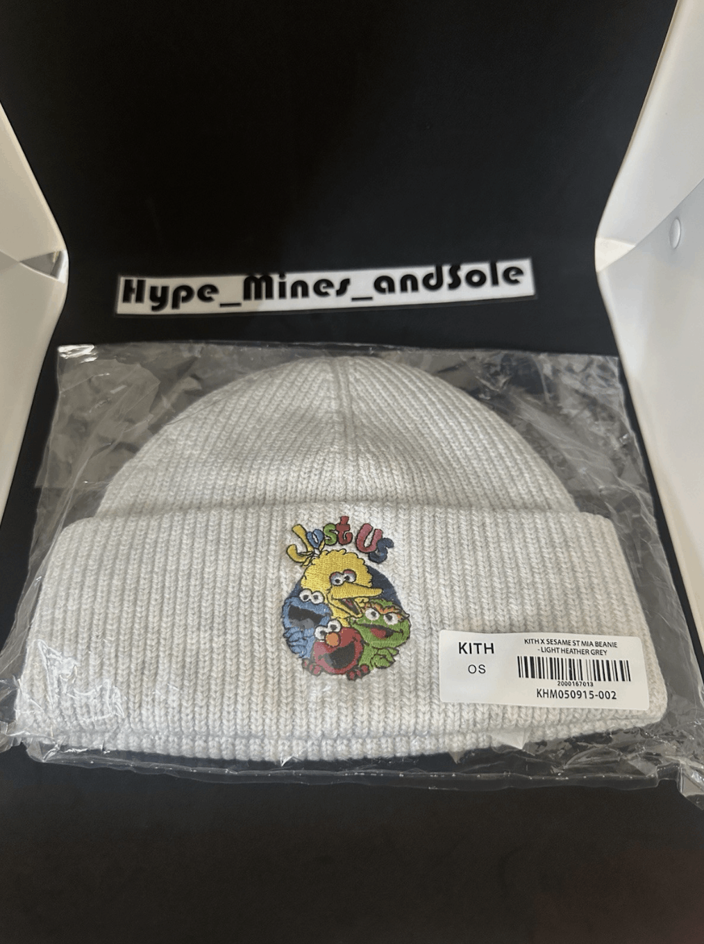 Kith NWT Kith x Sesame Street Mia Beanie - Light Heather Grey Size ONE SIZE - 3 Thumbnail