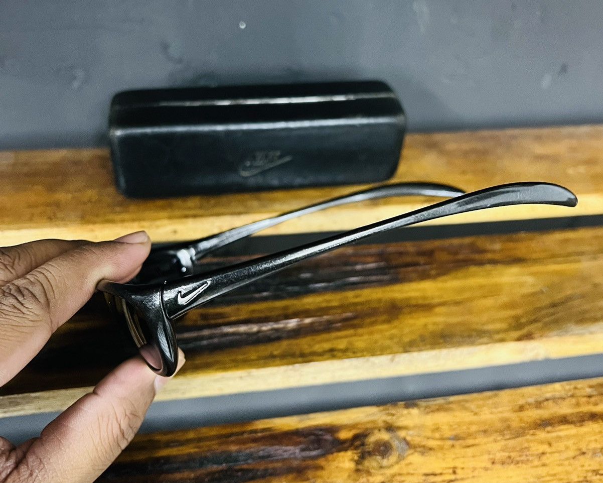 Nike Y2K Vintage Nike Sunglasses Size ONE SIZE - 7 Thumbnail