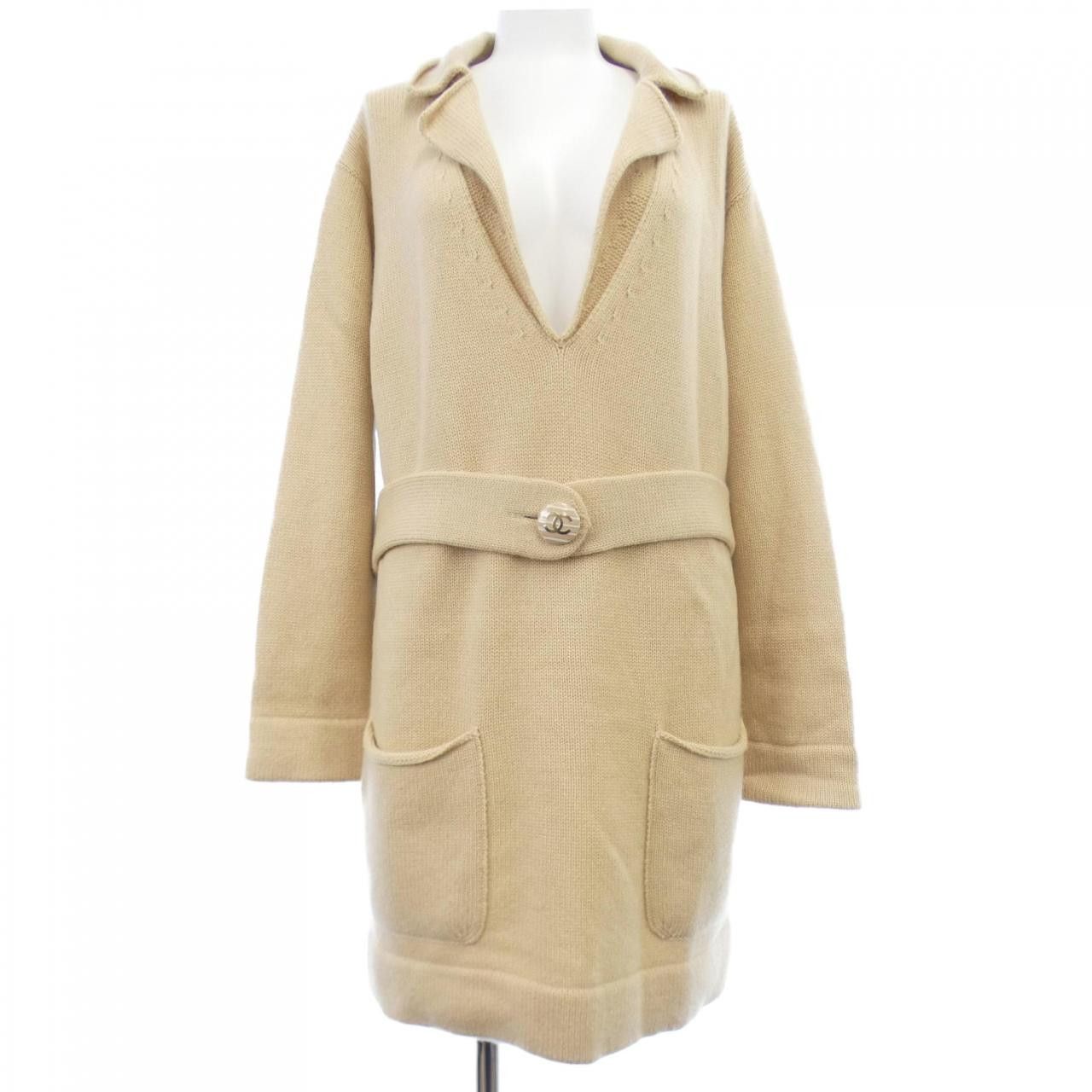Chanel Chanel Chanel P47679K06042 Cashmere Knit Others Tops P47679K06042 DUTY FREE for USA Size ONE SIZE - 1 Thumbnail