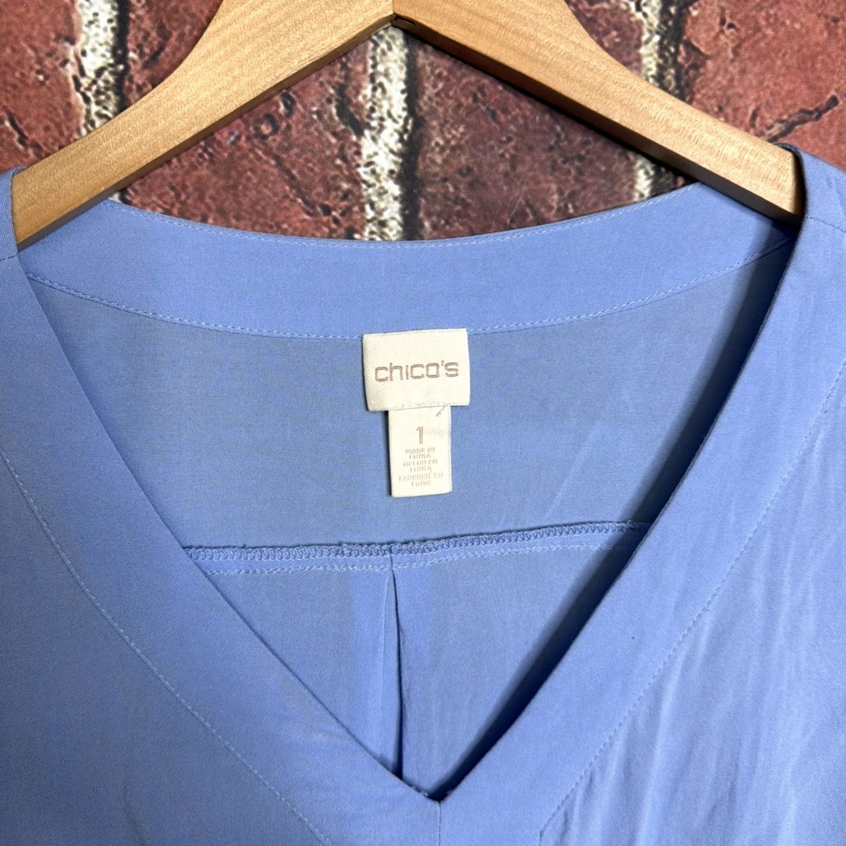Vintage Chico's Blouse Women's V-Neck Beaded 3/4 Sleeve Blue 1 Regular Viscose Adult Casual/Travel/Party/Cocktail/Night Out Women Size XS / US 0-2 / IT 36-38 - 3 Thumbnail
