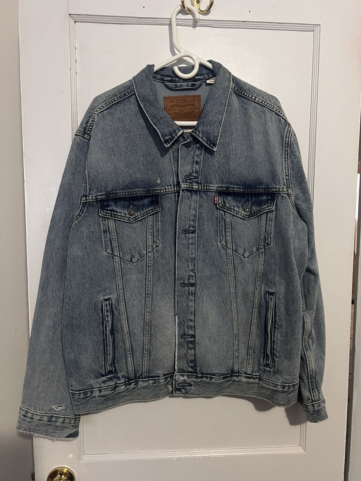 Levi's Levi’s denim oversized jacket Size US XL / EU 56 / 4 - 1 Thumbnail
