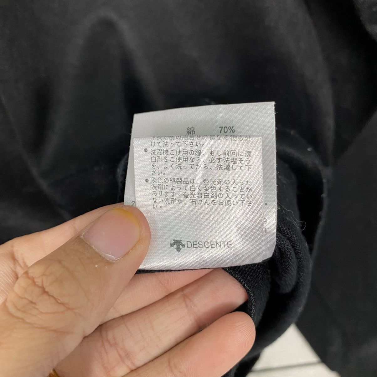 Japanese Brand 📌Vintage Hoodie Pull Over Descente Big Logo Size US L / EU 52-54 / 3 - 19 Thumbnail
