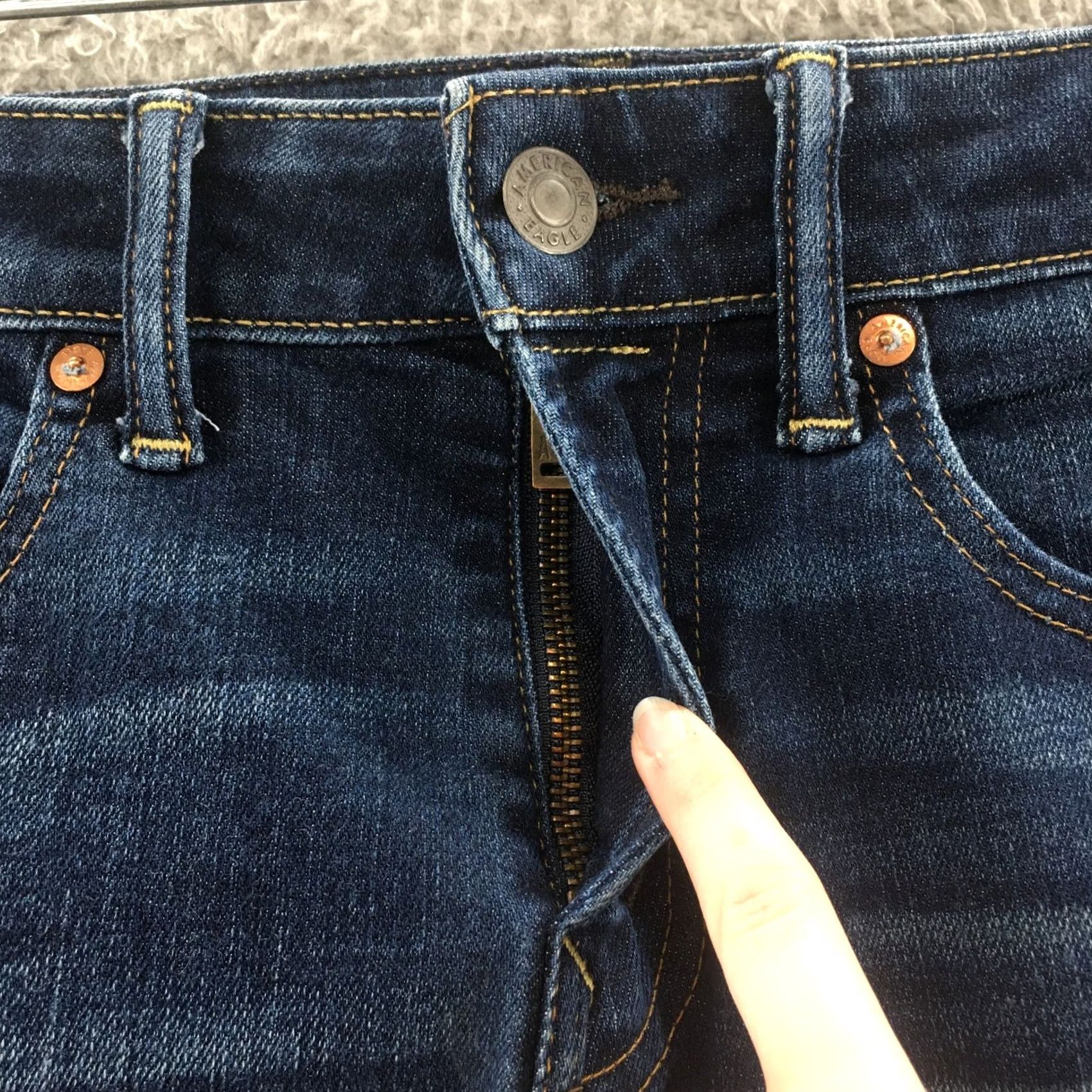 American Eagle Outfitters American Eagle Outfitters Airflex+ Skinny Jeans Mens 28x30 Blue Denim Zip Fly Size US 28 / EU 44 - 3 Thumbnail