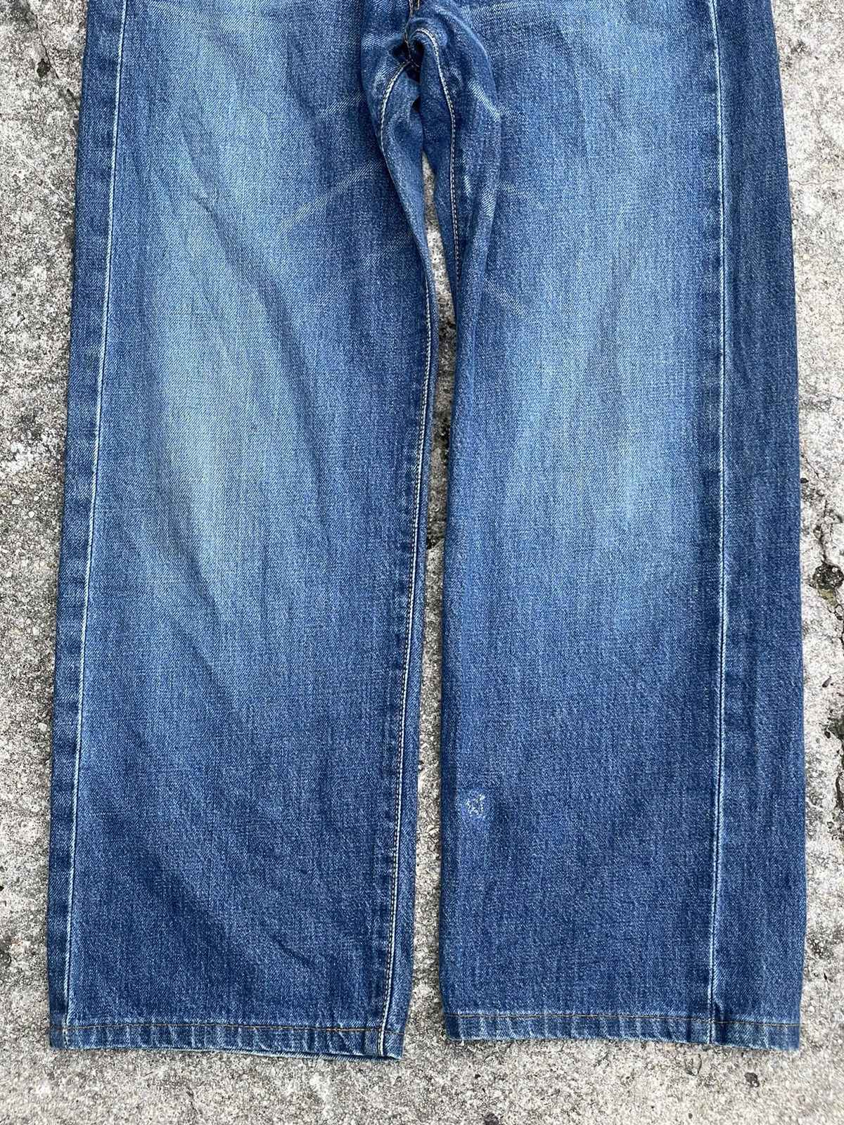 Edwin Vintage Rare Button Edwin 505 Selvedge (J23-11) Size US 28 / EU 44 - 7 Thumbnail