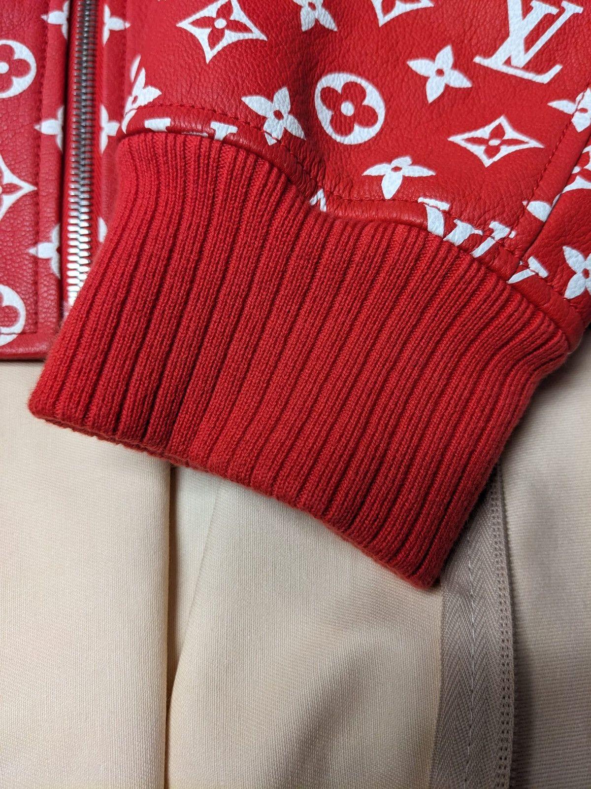 Louis Vuitton SUPREME X LOUIS VUITTON LEATHER BASEBALL JACKET Size US M / EU 48-50 / 2 - 12 Thumbnail