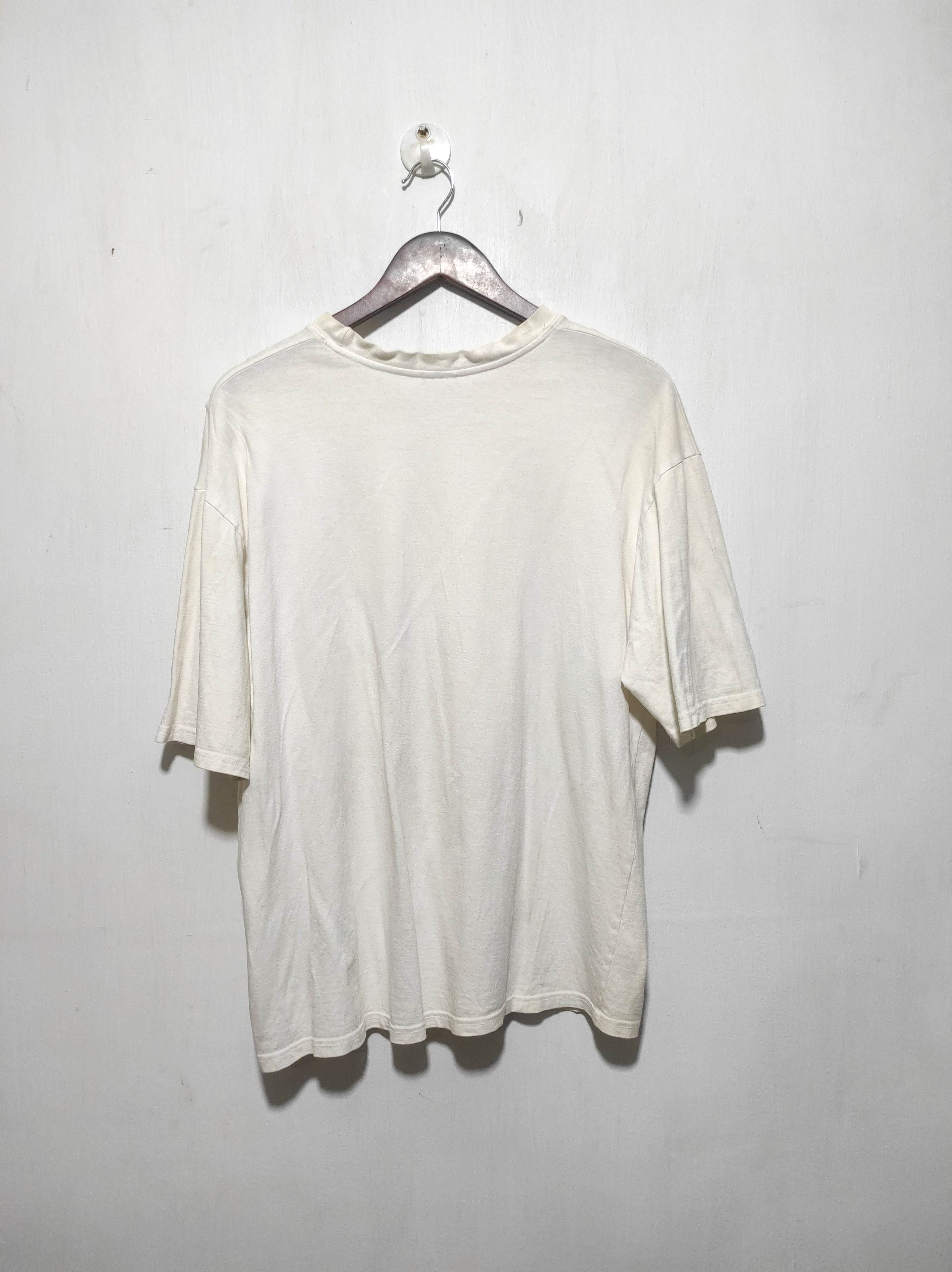Supreme Supreme Smoking Girl Tee Shirt Size US L / EU 52-54 / 3 - 11 Thumbnail