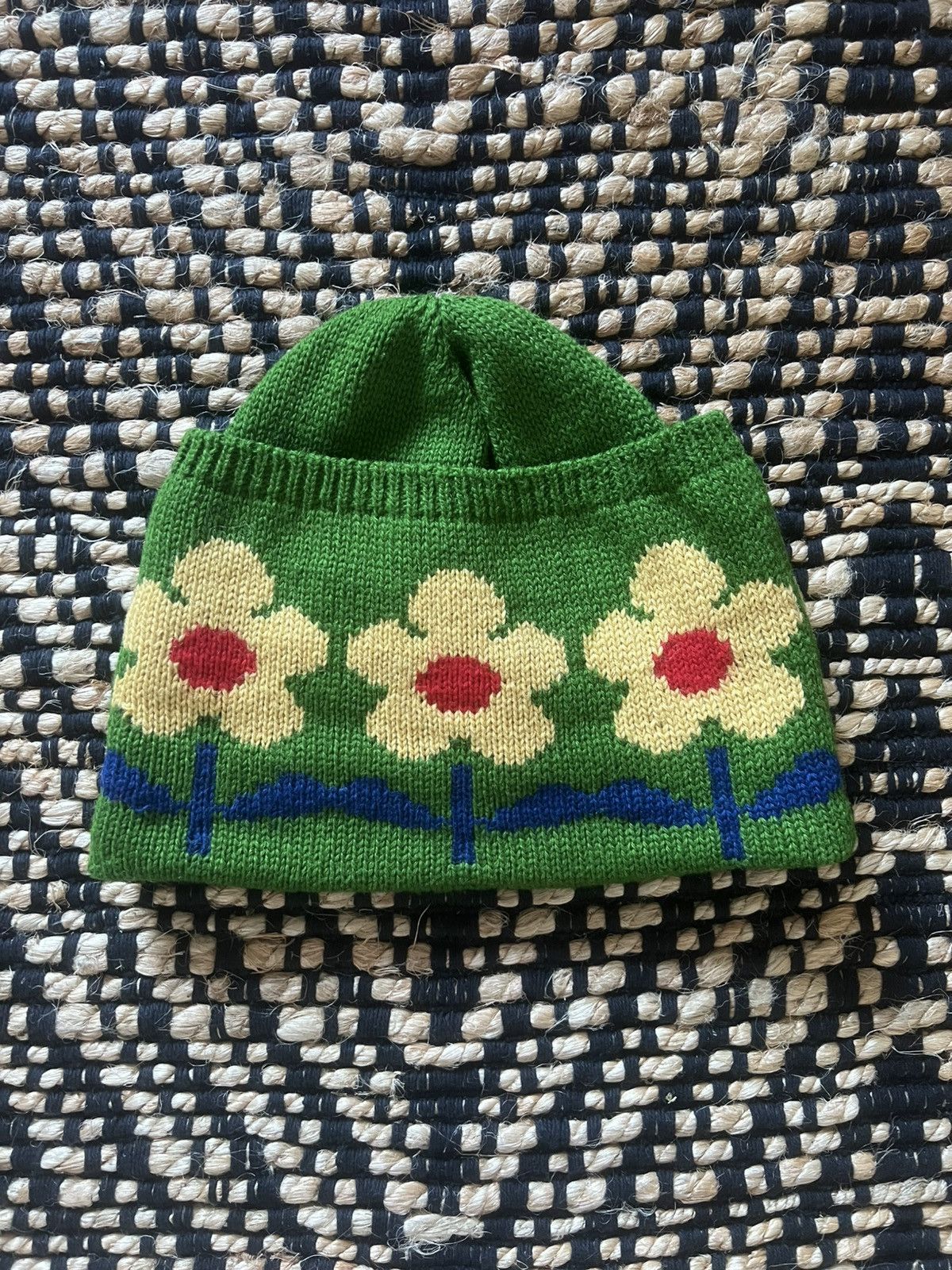 Yohji Yamamoto Yohji Yamamoto Pour Homme AW95 Green Floral Knit Beanie Size ONE SIZE - 1 Thumbnail