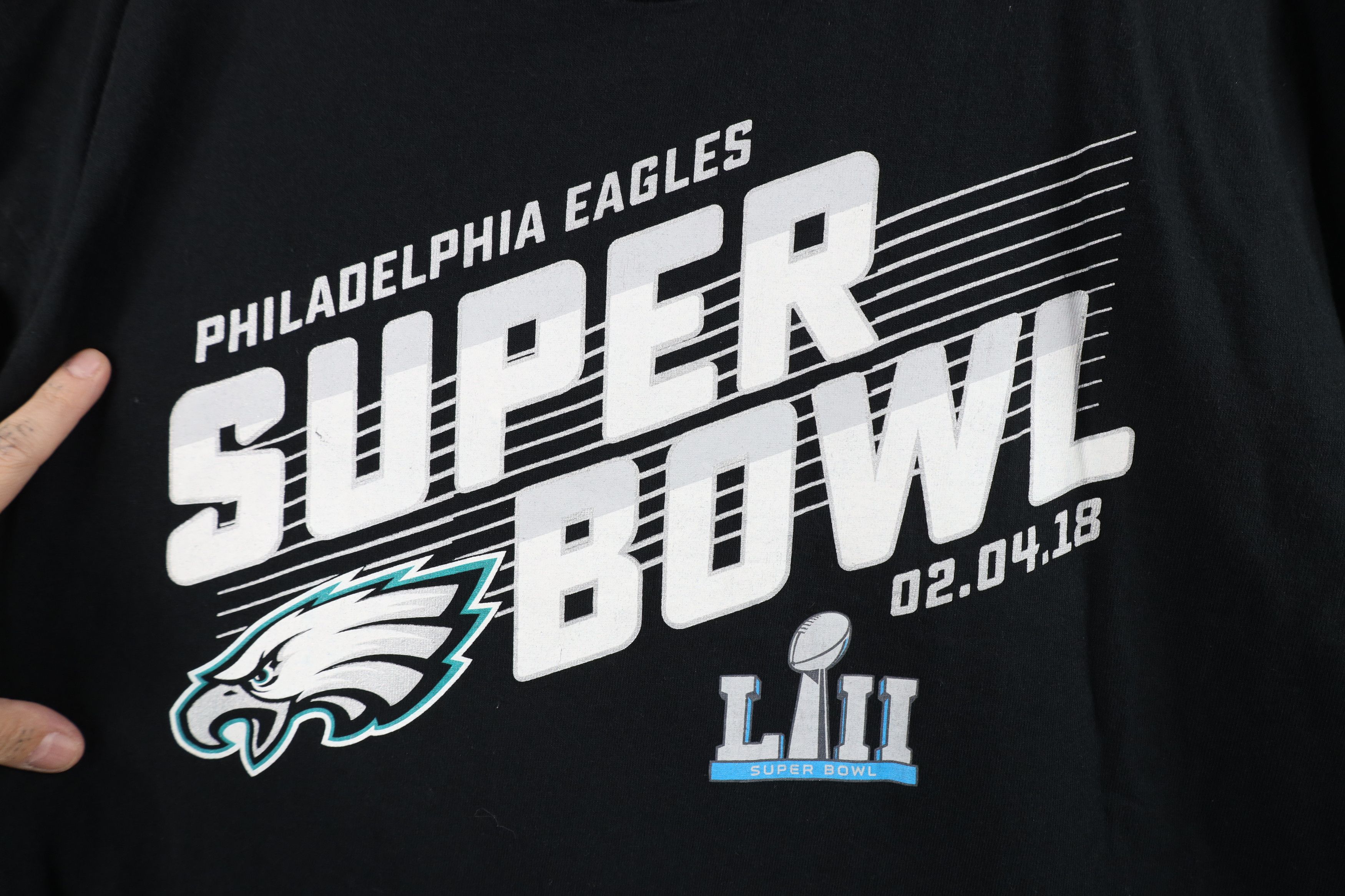 Vintage NFL Bowl LIII Champs Philadelphia Eagles Football T-Shirt Size US XXL / EU 58 / 5 - 8 Thumbnail