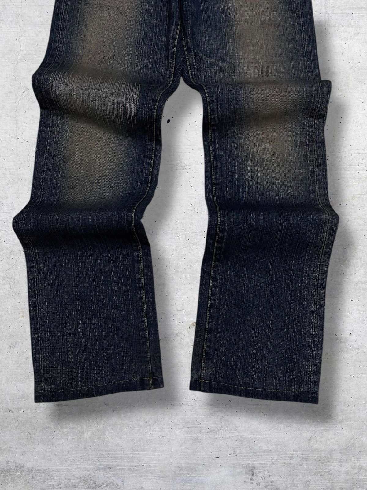 Hysteric Glamour VINTAGE BACK NUMBER JAPAN 90S WHISKERING MUDWASH STYLE DENIM Size US 28 / EU 44 - 3 Thumbnail