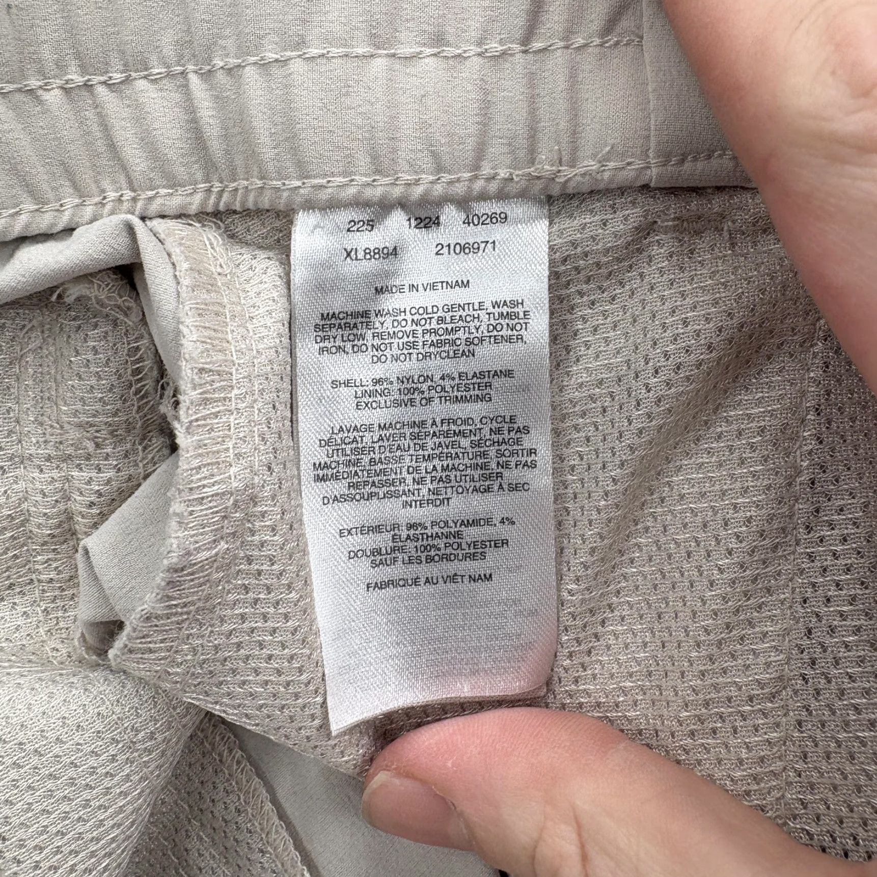 Vintage Womens Columbia Hiking Pants 14 Beige Nylon Stretch Cargo Roll Up Outdoor Travel Size 36" / US 14 / IT 50 - 5 Thumbnail