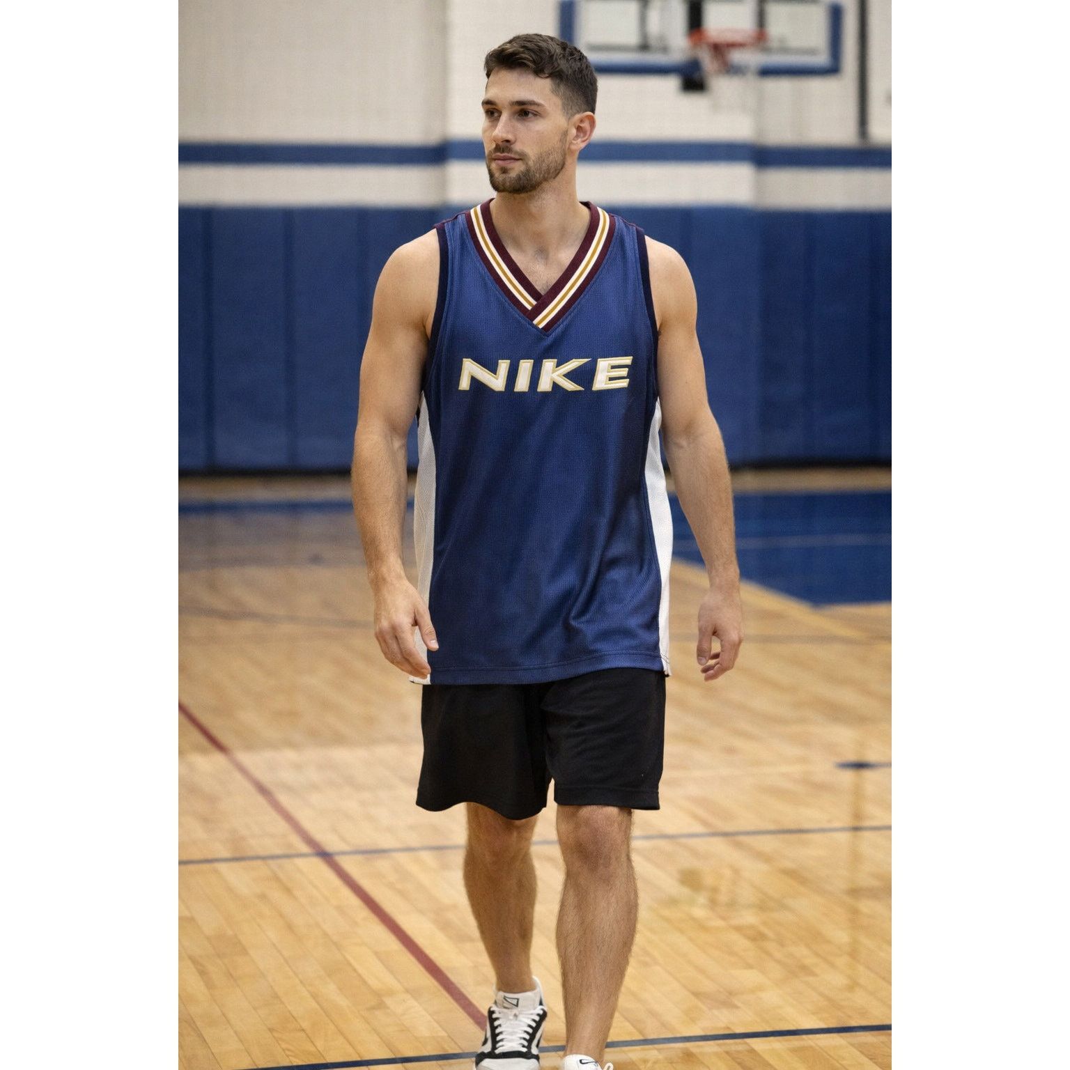 Nike Vintage NIKE Spell Out Logo White Label Basketball Jersey L Size US L / EU 52-54 / 3 - 1 Thumbnail