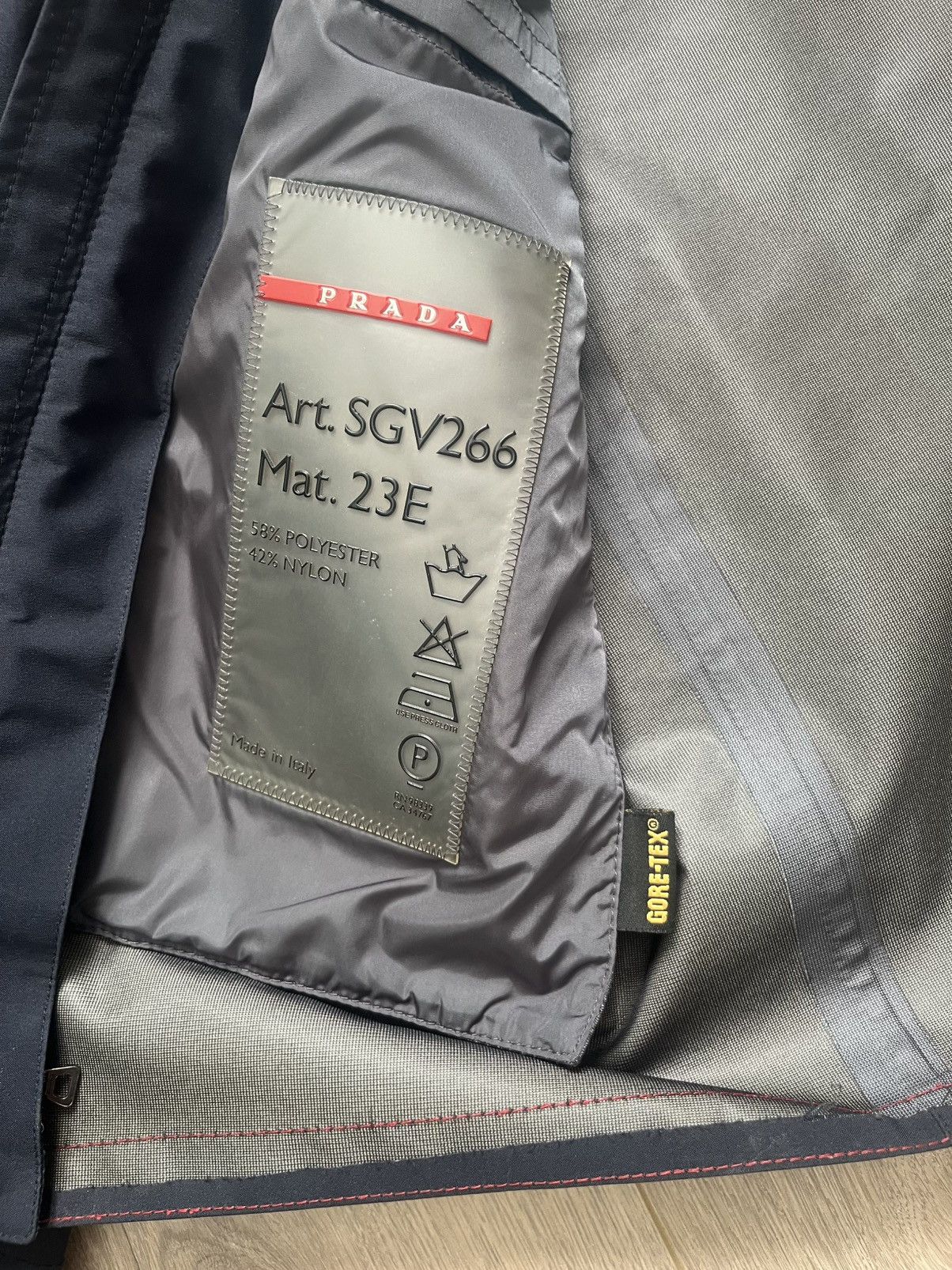 Prada 2008 Prada Gore-Tex Jacket Size US M / EU 48-50 / 2 - 6 Thumbnail