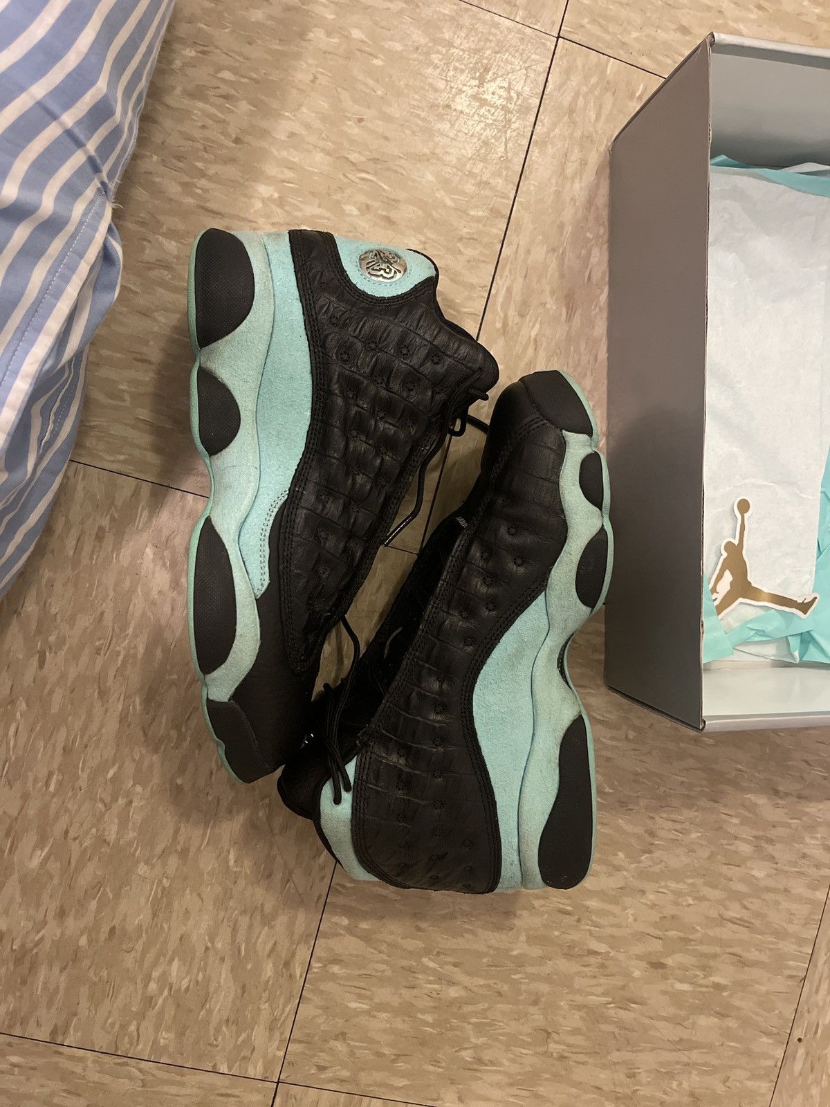 Jordan Brand Jordan island block 13s Size US 7 / EU 40 - 3 Thumbnail
