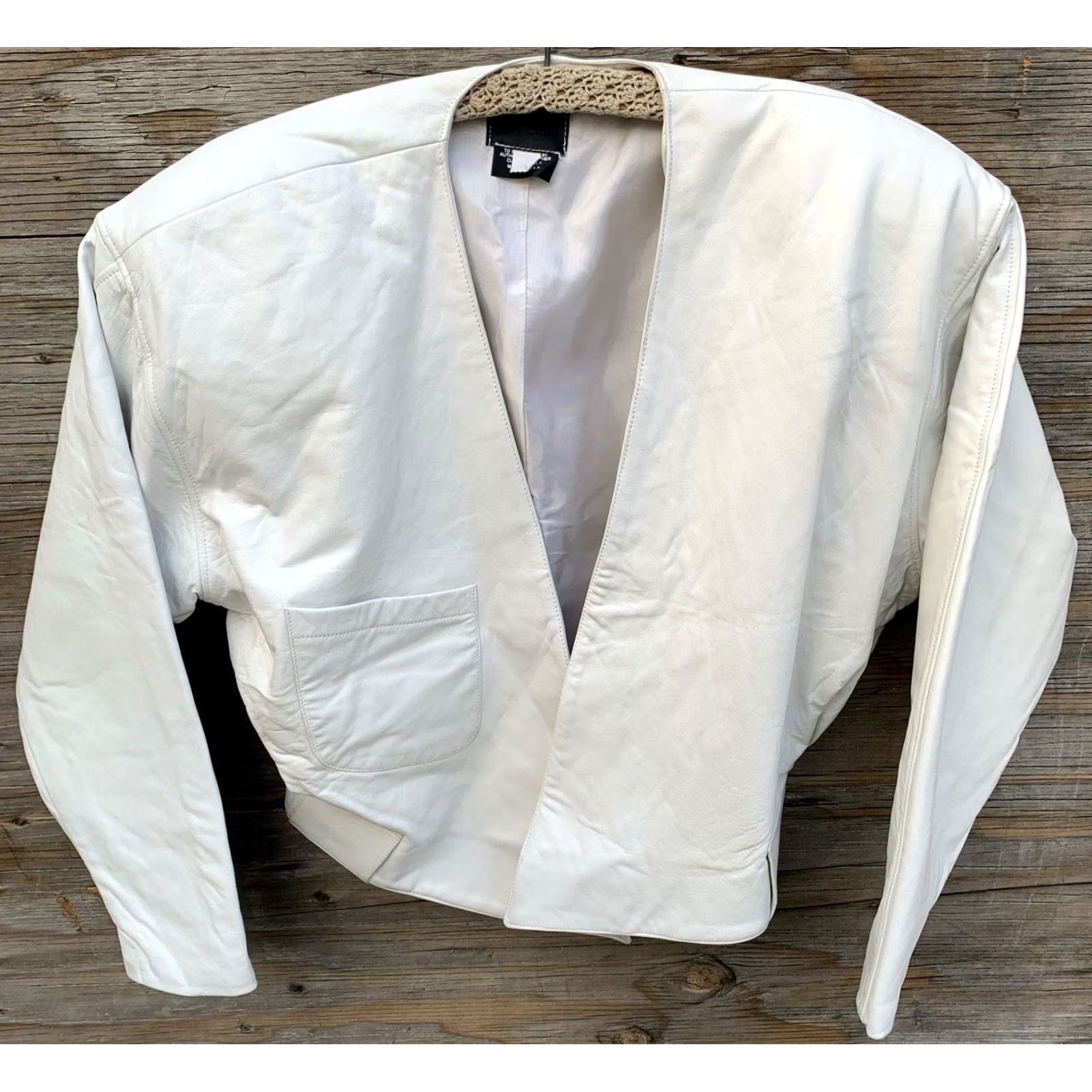 Vintage VINTAGE Leather Jacket White Cropped 80s Shoulder Pads Size S Or M Women Size M / US 6-8 / IT 42-44 - 3 Thumbnail
