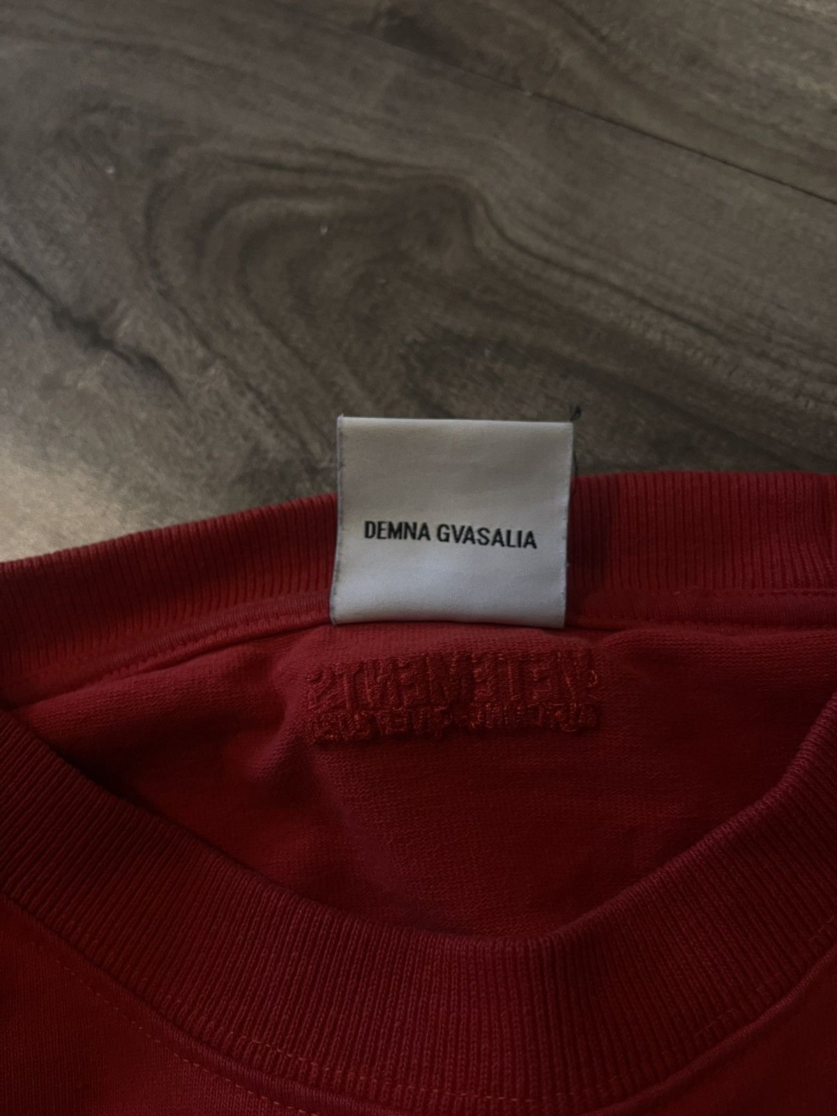 Vetements Vetements Hot Sauce Long sleeve Shirt Size US M / EU 48-50 / 2 - 10 Thumbnail