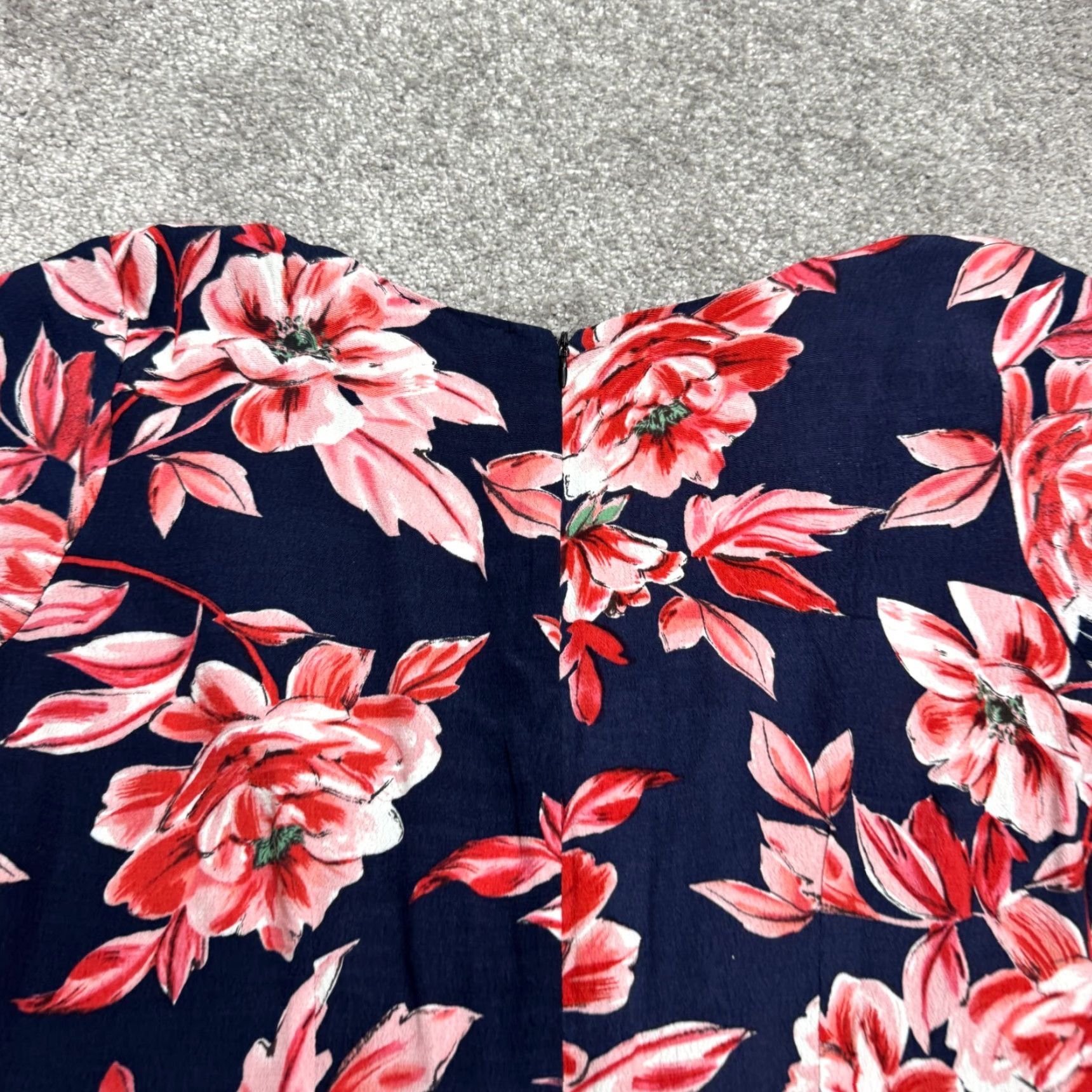 AQUA Aqua Floral Mini Dress Women M Navy Pink V-Neck Rayon Boho A-Line Short Sleeve Casual Beach Bohemian Flower Knit Pattern Multicolor Dress Size M / US 6-8 / IT 42-44 - 4 Thumbnail