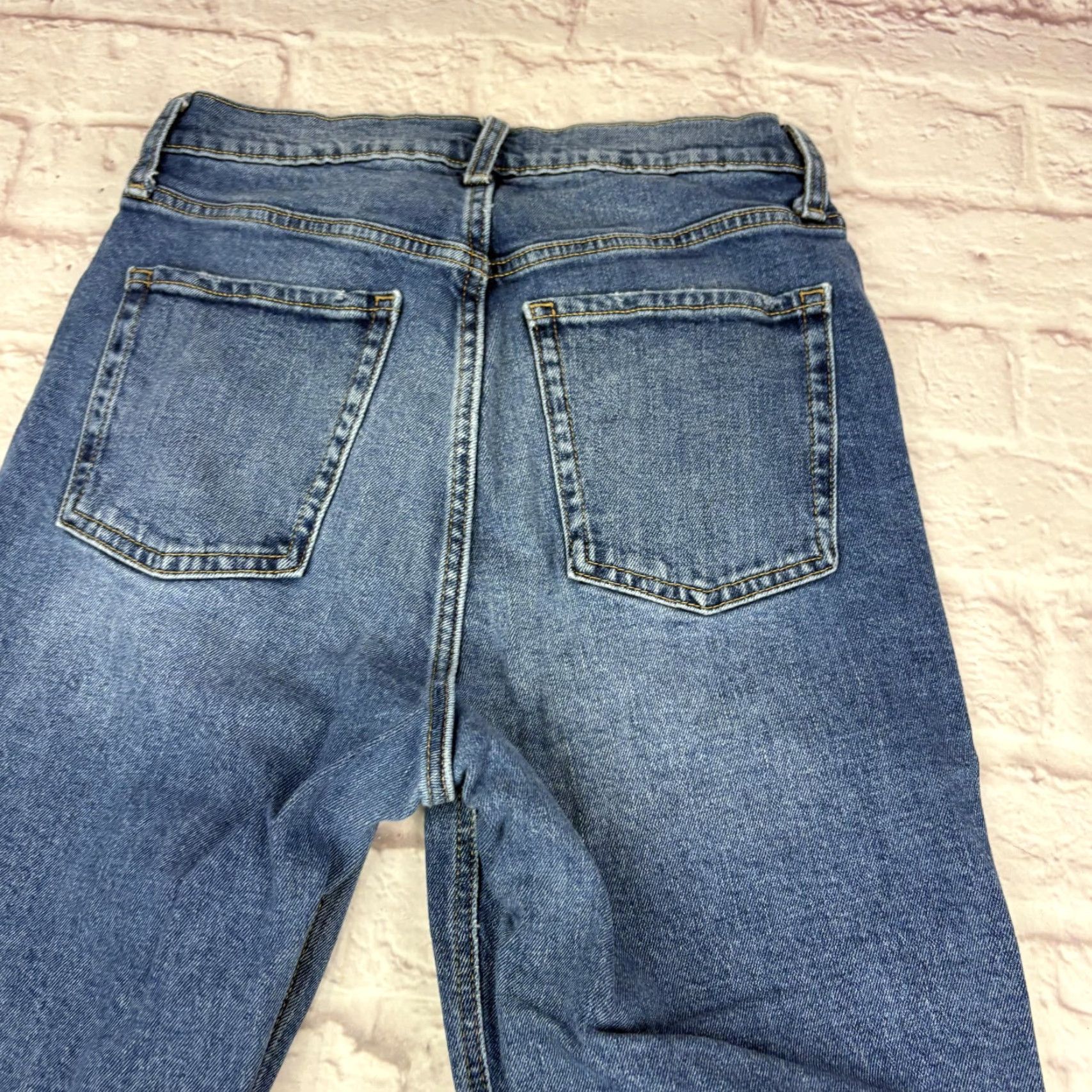 Old Navy Old Navy Jeans Womens 8 Blue Sky-Hi Straight Extra High Rise Distressed Denim Medium Blue 27 Inseam 27 In Womens Jeans Size 30" / US 8 / IT 44 - 6 Thumbnail