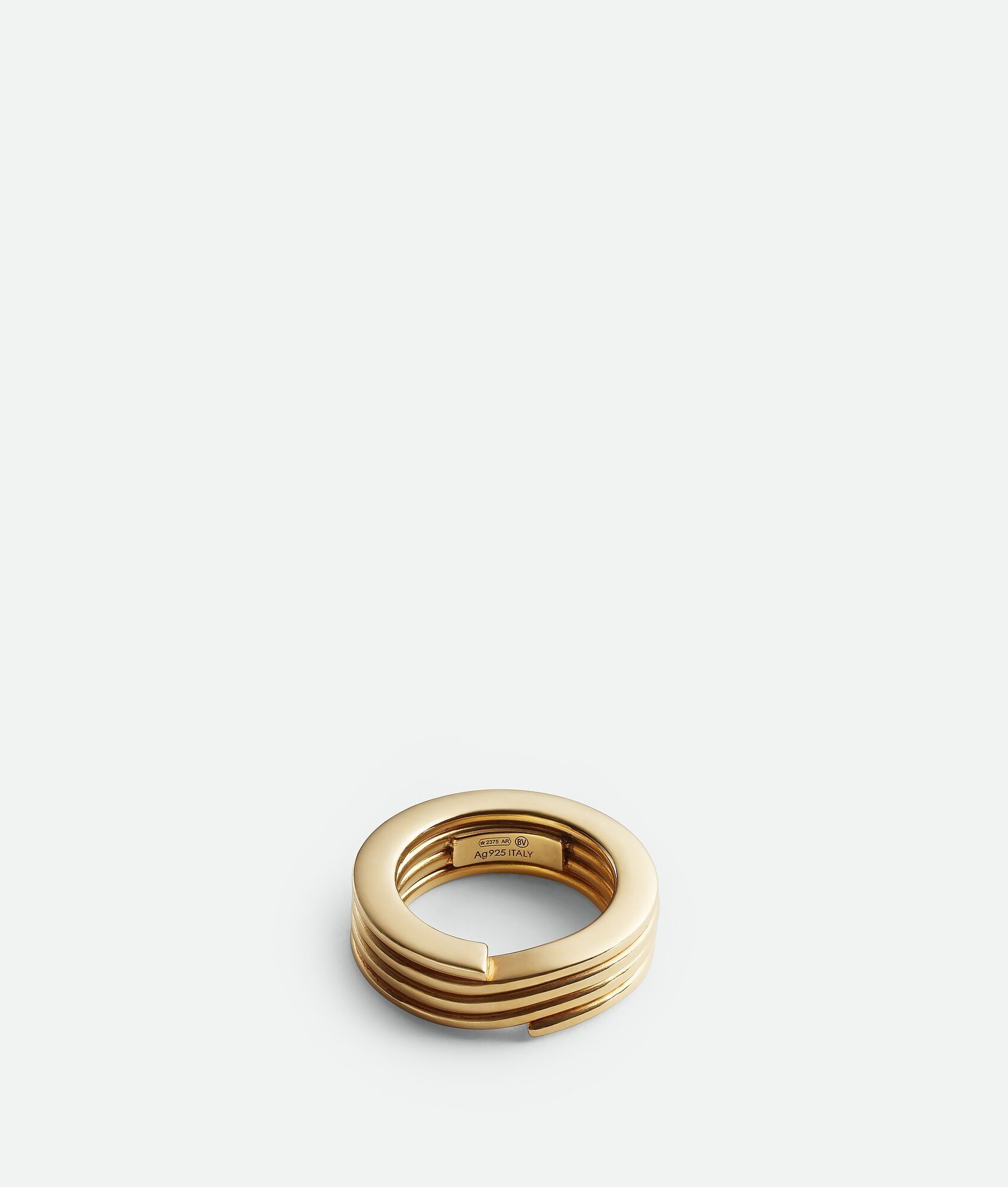 o1n1vont0425 Size: 19 / Key Chain Ring in Gold
