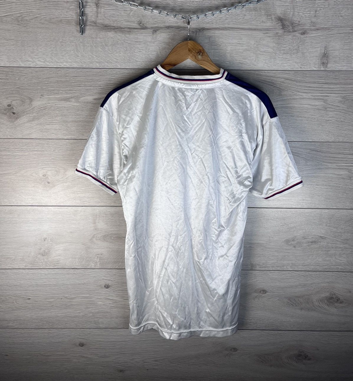 Other Mens soccer jersey Socer Drawe England size M Size US M / EU 48-50 / 2 - 11 Thumbnail