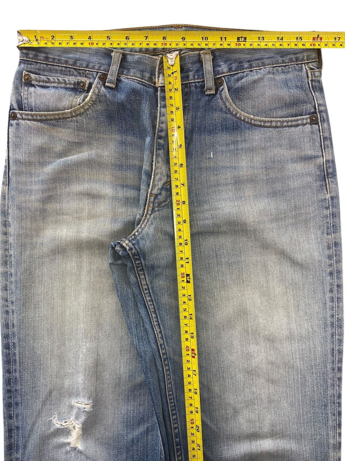 Levi's Levi’s Light Wash Style Straight Leg Jeans Size US 32 / EU 48 - 6 Thumbnail