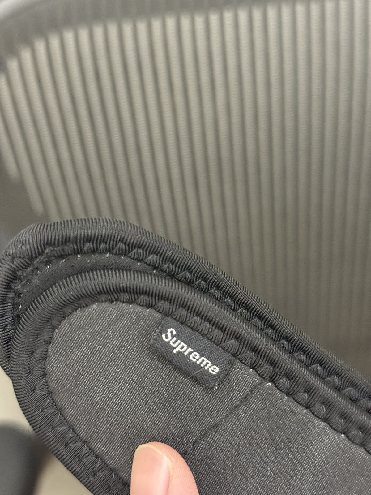 Supreme Supreme Arabic mask Black Size ONE SIZE - 4 Thumbnail