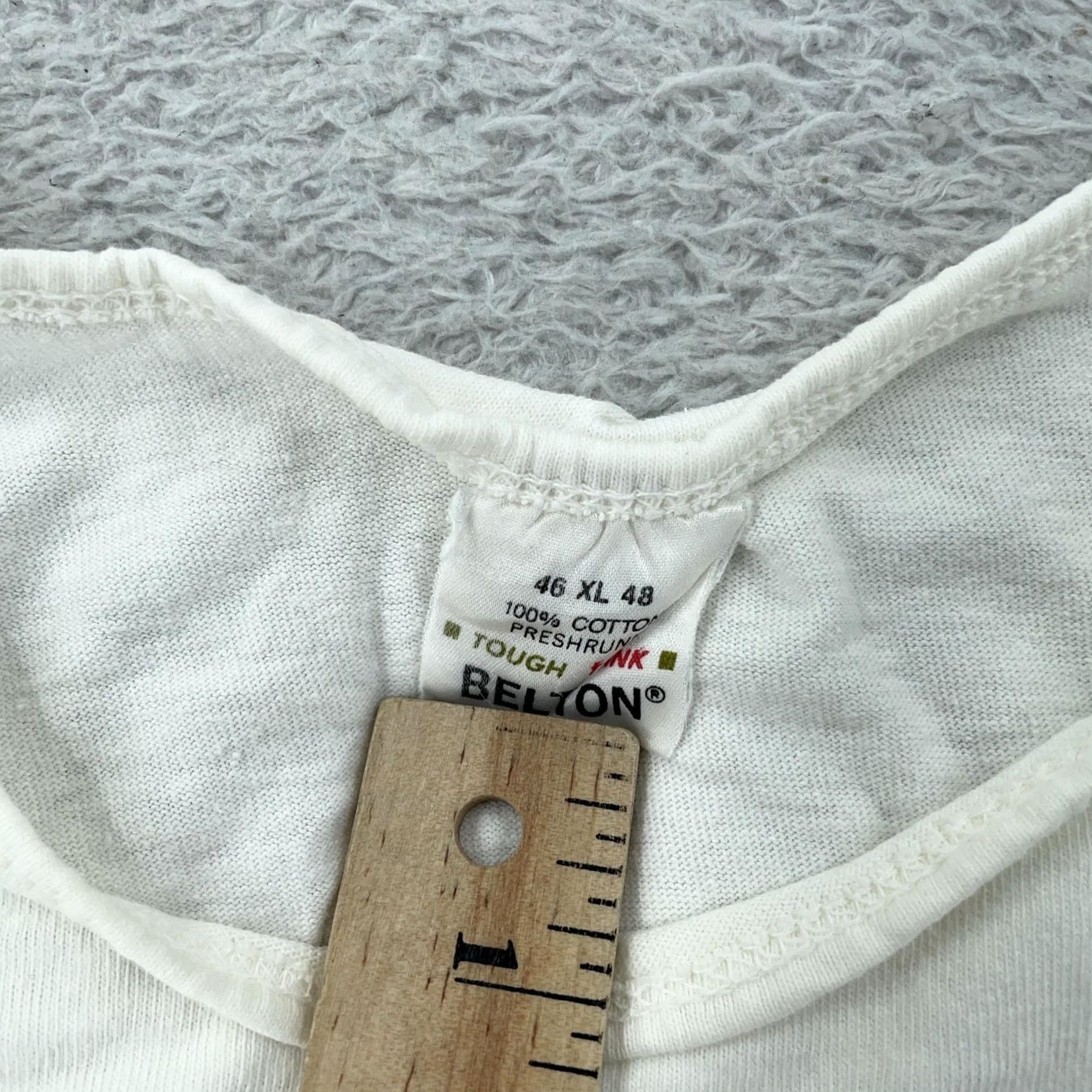 Vintage VINTAGE Belton 90s Bacardi Breezer Promo Tank Top Shirt Mens L White USA Graphic Print Sleeveless Round Neck Breathing Easy Care Cotton 100% Size US L / EU 52-54 / 3 - 7 Thumbnail