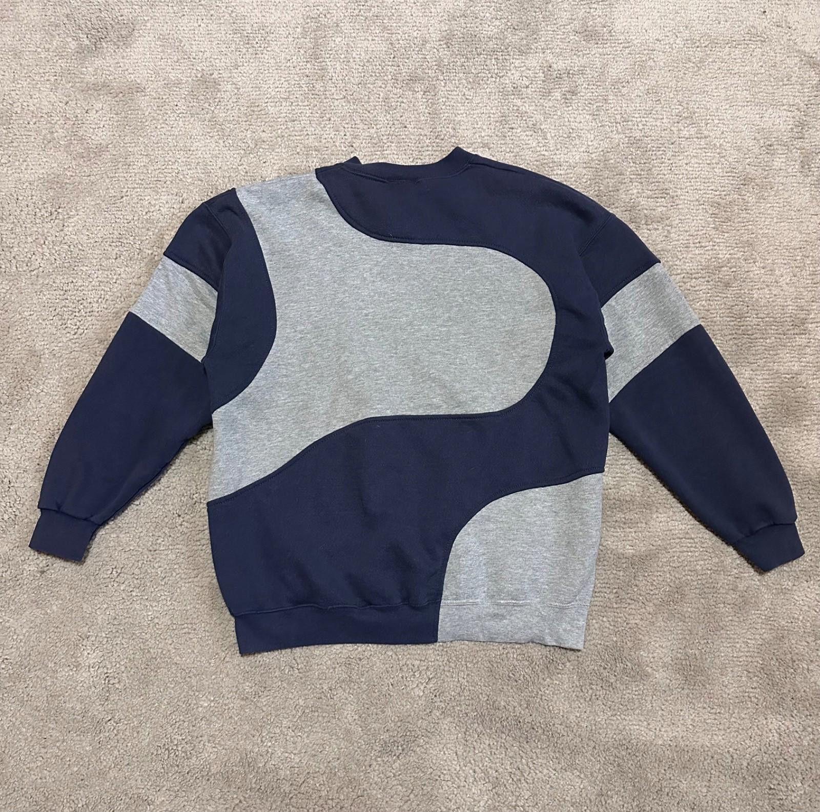 Nike Vintage Nike OverSize Sweatshirt Custom Distressed Y2K Sz L Size US L / EU 52-54 / 3 - 8 Thumbnail