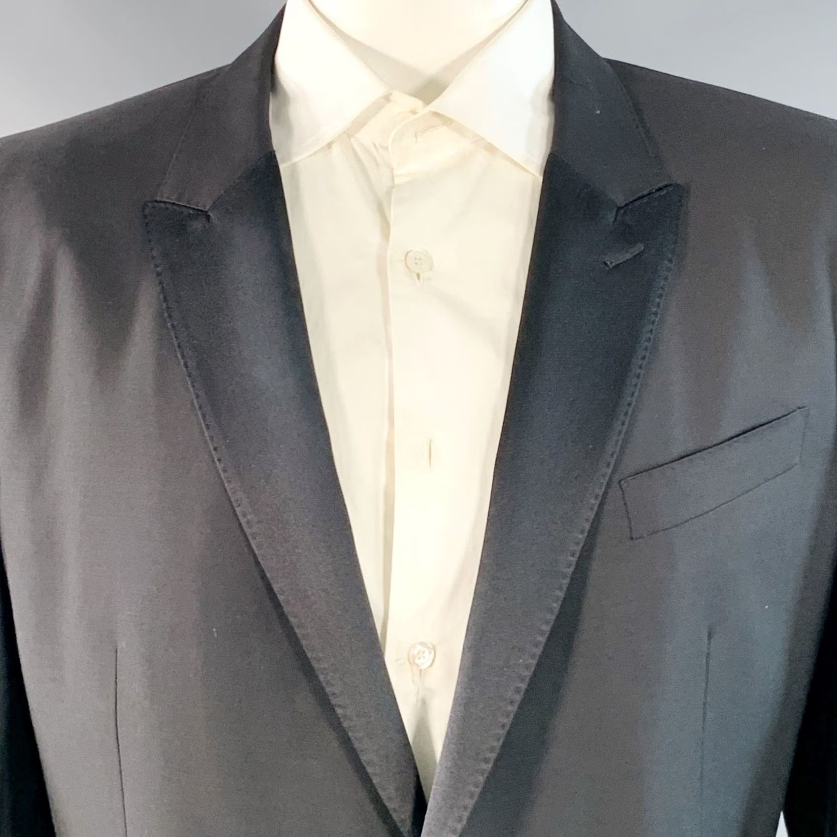 Dolce & Gabbana DOLCE & GABBANA Tuxedo Black Virgin Wool Silk Blend Peak Lapel Size 48 Size 48R - 3 Thumbnail