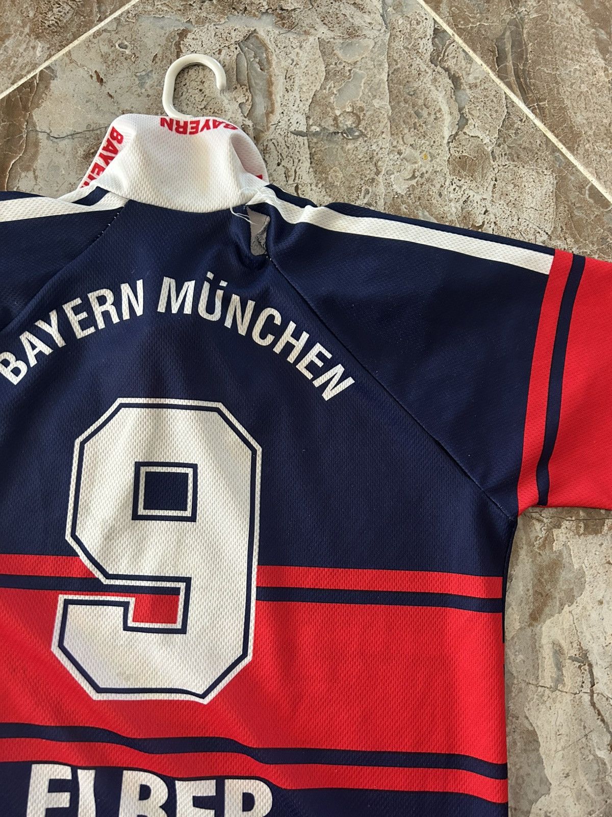 Other Vintage Bayern münchen tee Elber #9 Size US M / EU 48-50 / 2 - 3 Thumbnail