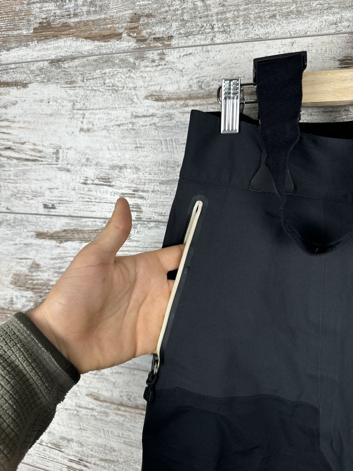 Goretex × Haglofs Mens Vintage Haglofs Gore-Tex ski pants recco black Size US 30 / EU 46 - 7 Thumbnail