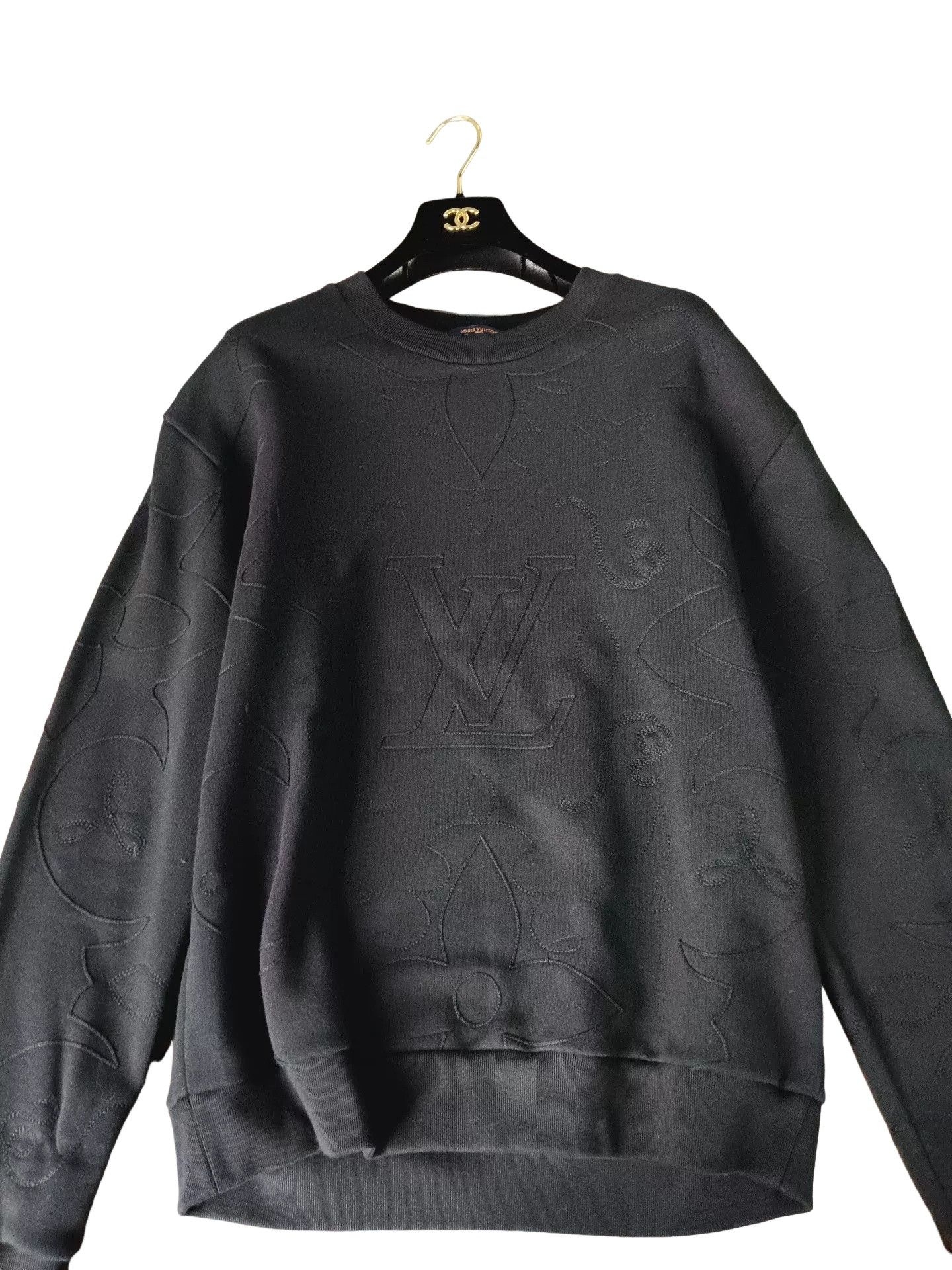 Louis Vuitton Louis Vuitton Embroidered Monogram Sweatshirt Size M Size US M / EU 48-50 / 2 - 1 Thumbnail