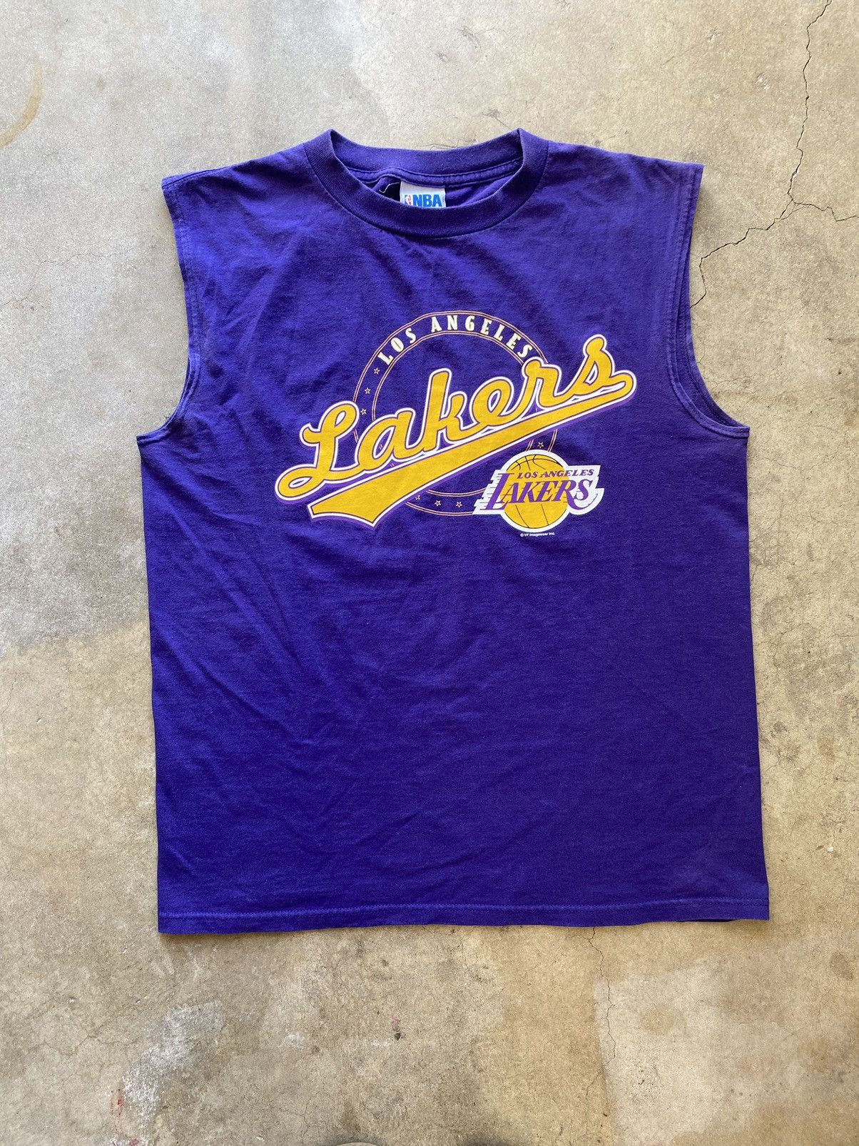 NBA Lakers sleeve t purple and yellow 90s Size US M / EU 48-50 / 2 - 1 Thumbnail
