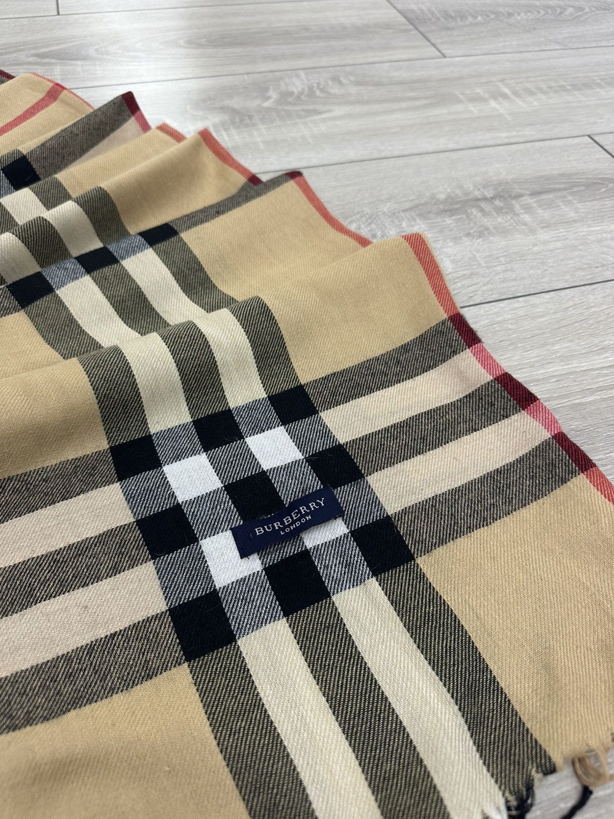 Burberry Burberry Nova Check Scarf Size ONE SIZE - 3 Thumbnail