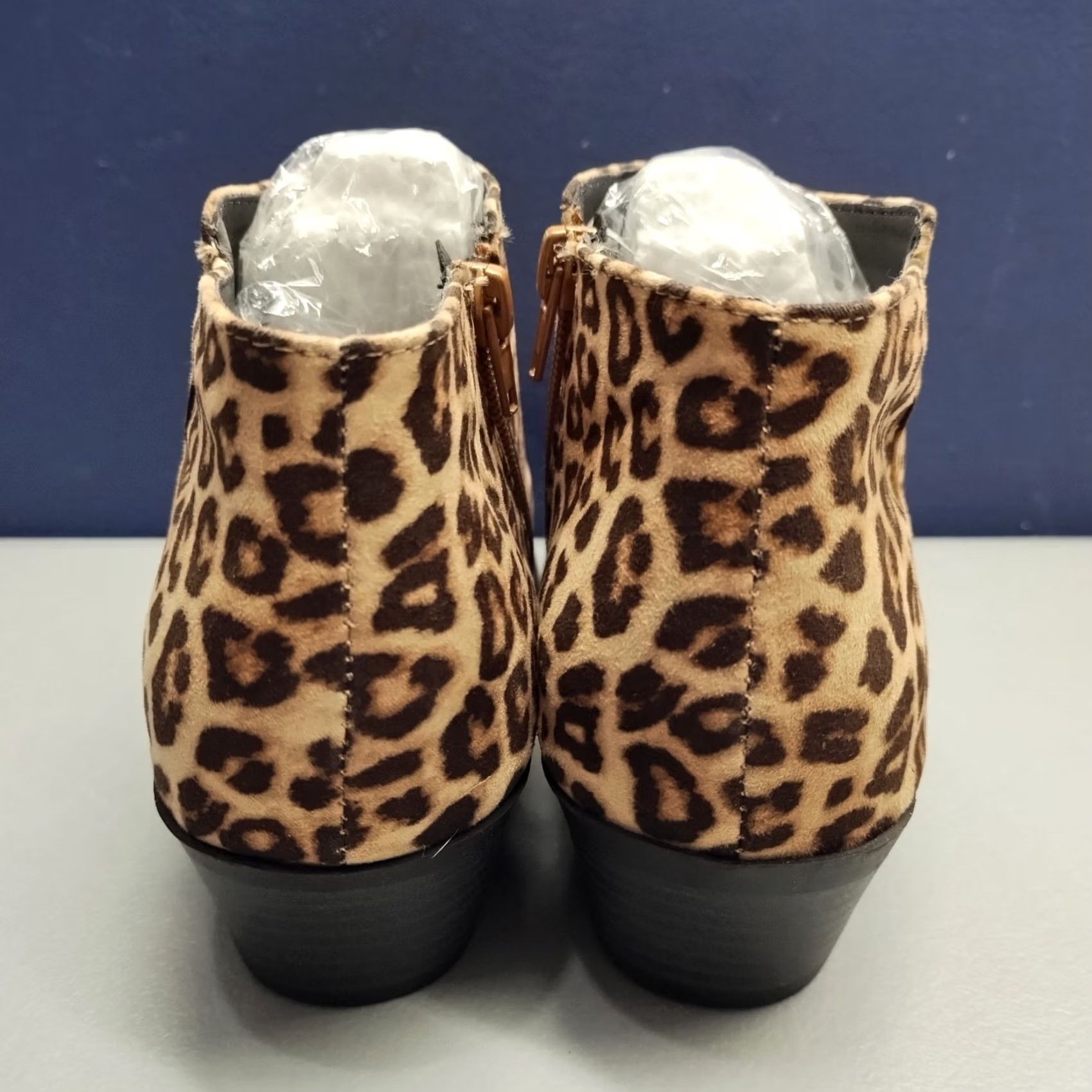 Vintage Soda Womens Size 7 Multi Cheetah Print Ankle Boots Block Heel Side Zip NWOB Shoes Size US 7 / IT 37 - 5 Thumbnail