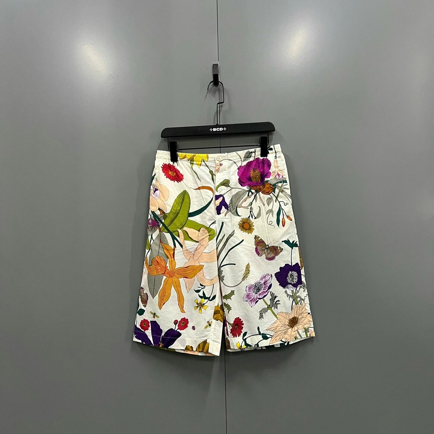 Gucci Gucci Floral Print Shorts Size US 30 / EU 46 - 1 Thumbnail