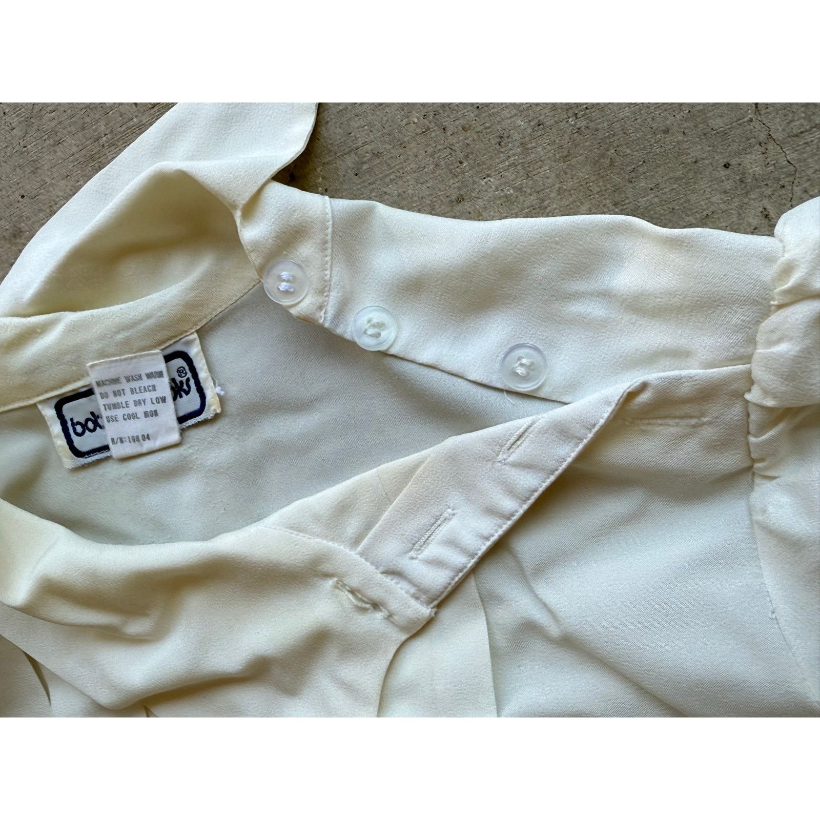 Vintage VTG 1980s Asymetrical Collar White Pleated Womens Shirt Size S / US 4 / IT 40 - 4 Thumbnail