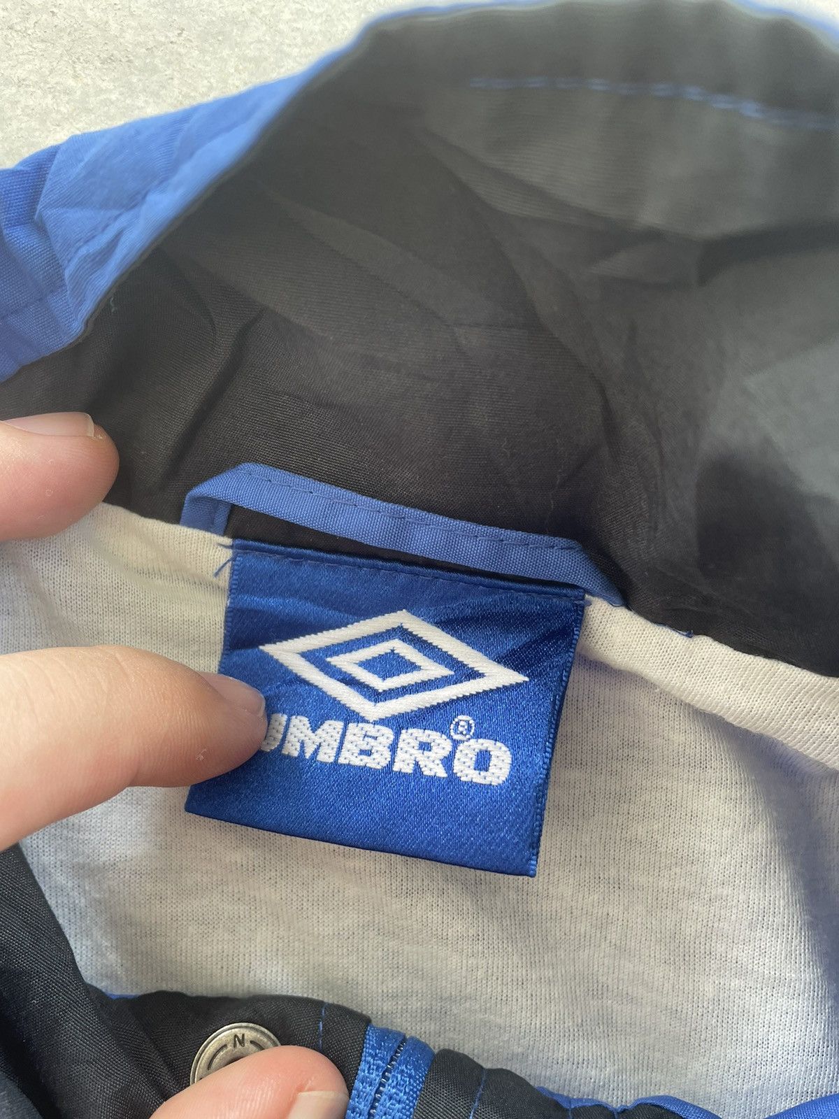 Umbro VINTAGE UMBRO NYLON SWEATER Size US M / EU 48-50 / 2 - 7 Thumbnail
