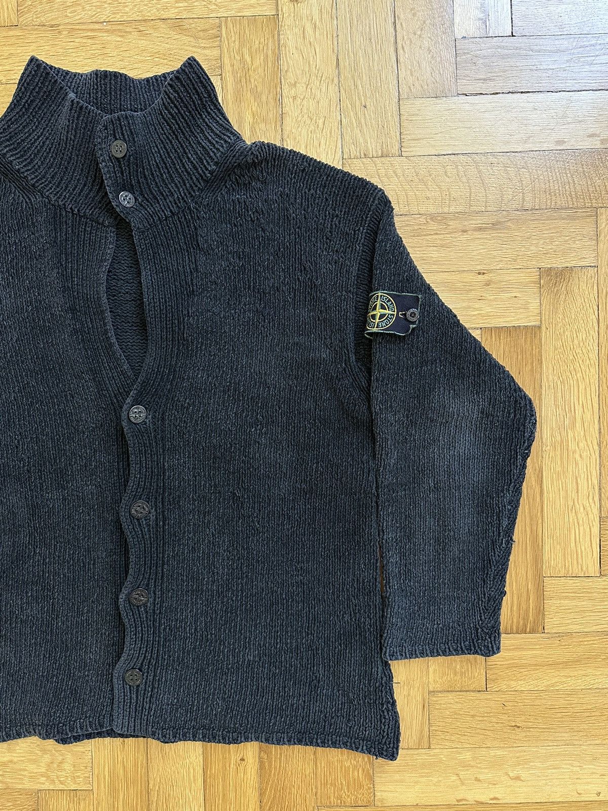 96AW STONE ISLAND CHENILLE KNIT CARDIGAN