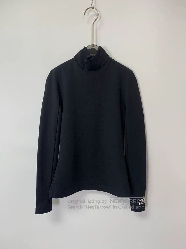 Balenciaga Balenciaga Solid Color Long Sleeve Crew Neck Knit Sweater, Size XXS / US 00 / IT 34 - 1 Thumbnail