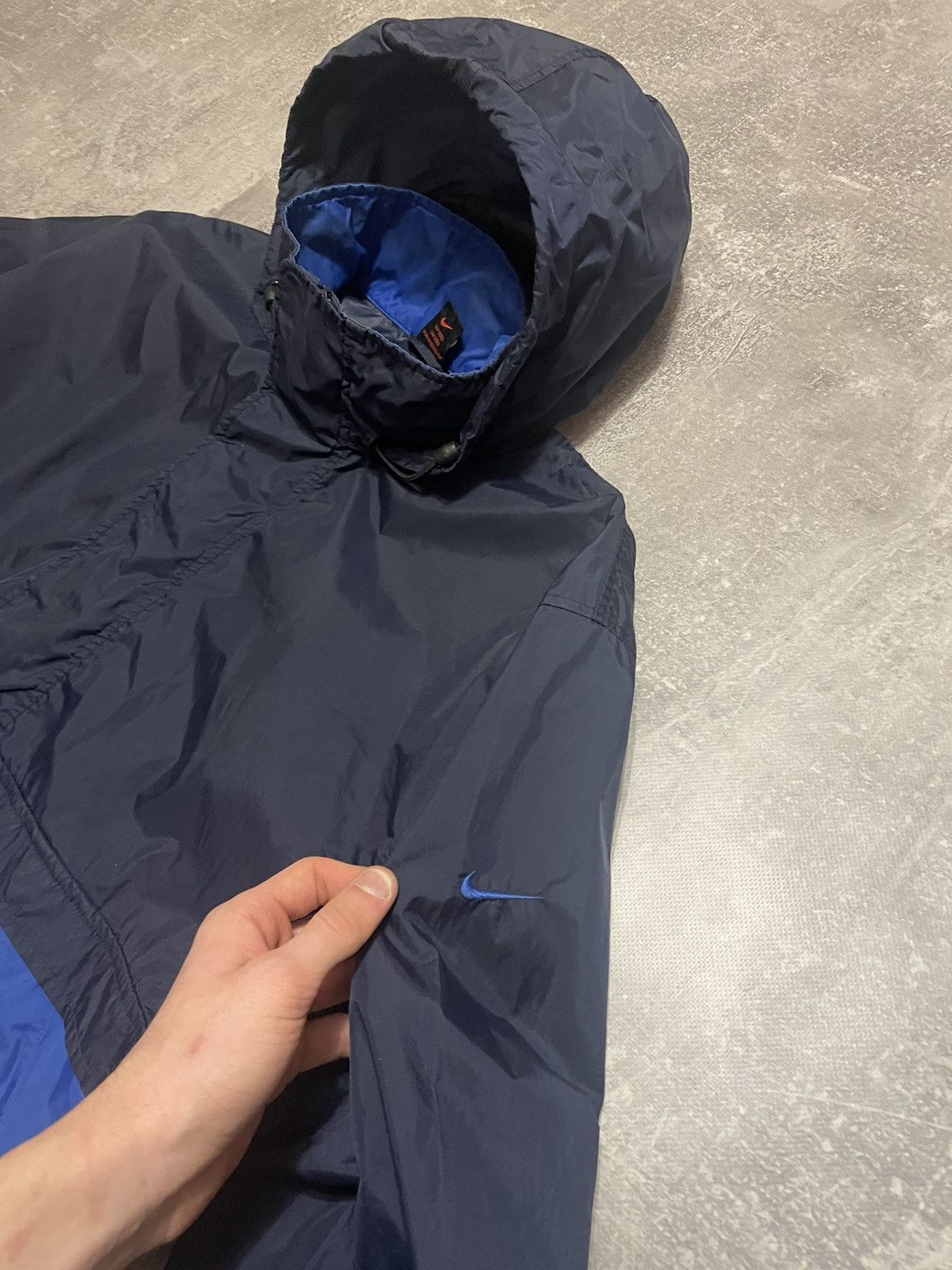 Nike Vintage Nike Raincoat Windbreaker Jacket 90s Size US M / EU 48-50 / 2 - 7 Thumbnail
