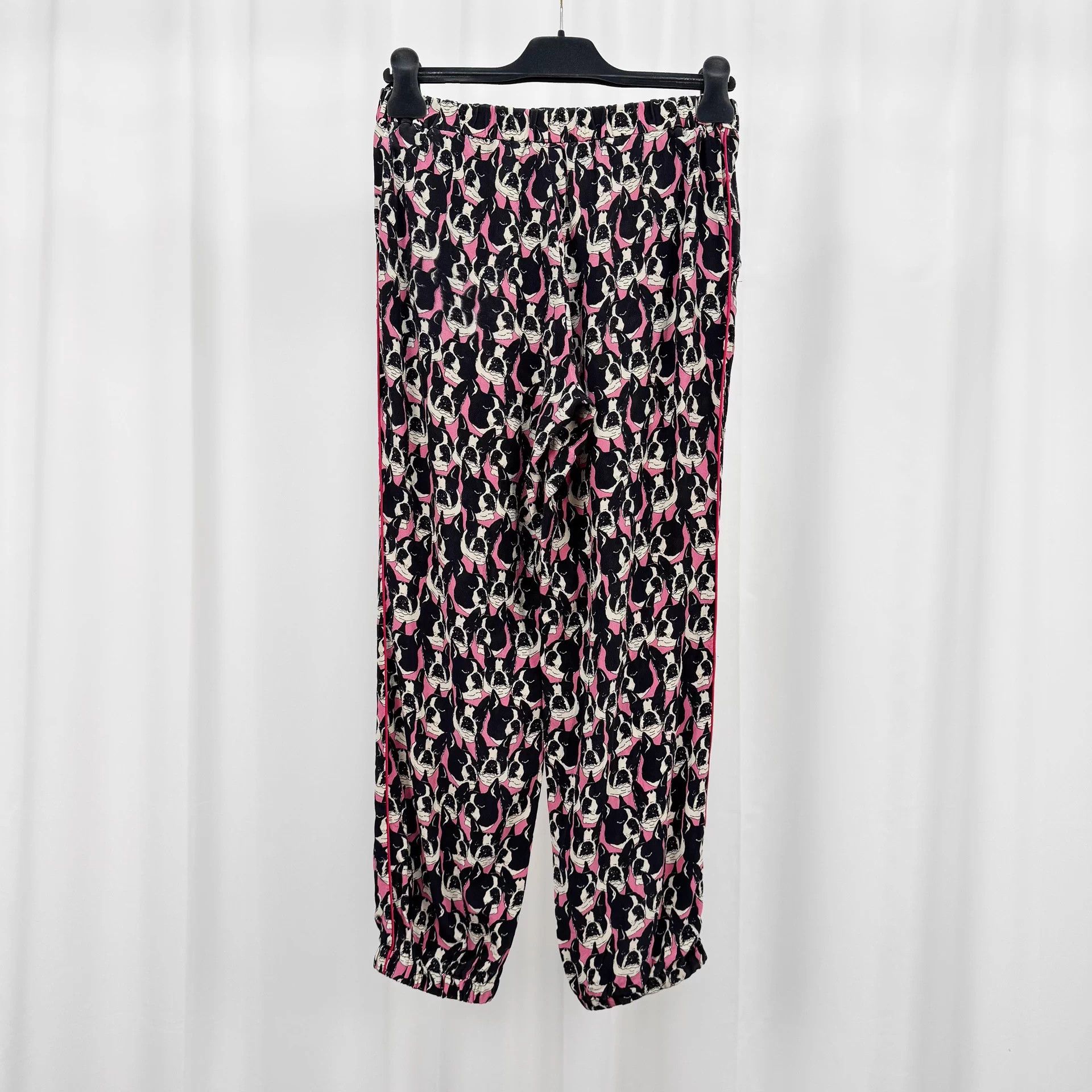 Gucci Gucci Puppy Print Silk Pants Size 38 99 New Size 26" / US 2 / IT 38 - 2 Thumbnail