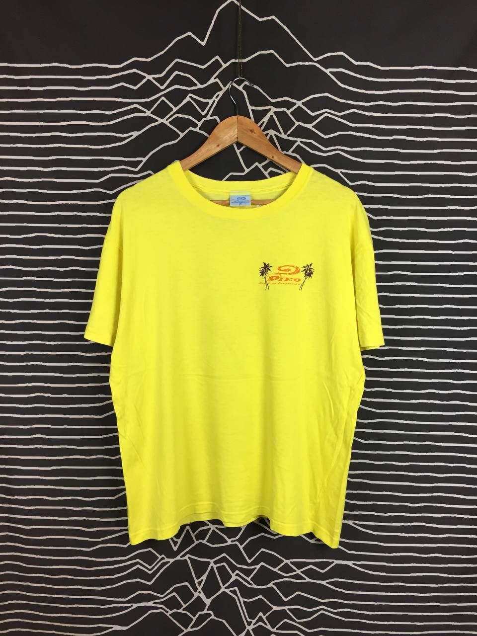Vintage Vtg Piko Hawaiian Longboard Wear Tropical Graphic Surf Tee Size US L / EU 52-54 / 3 - 6 Thumbnail