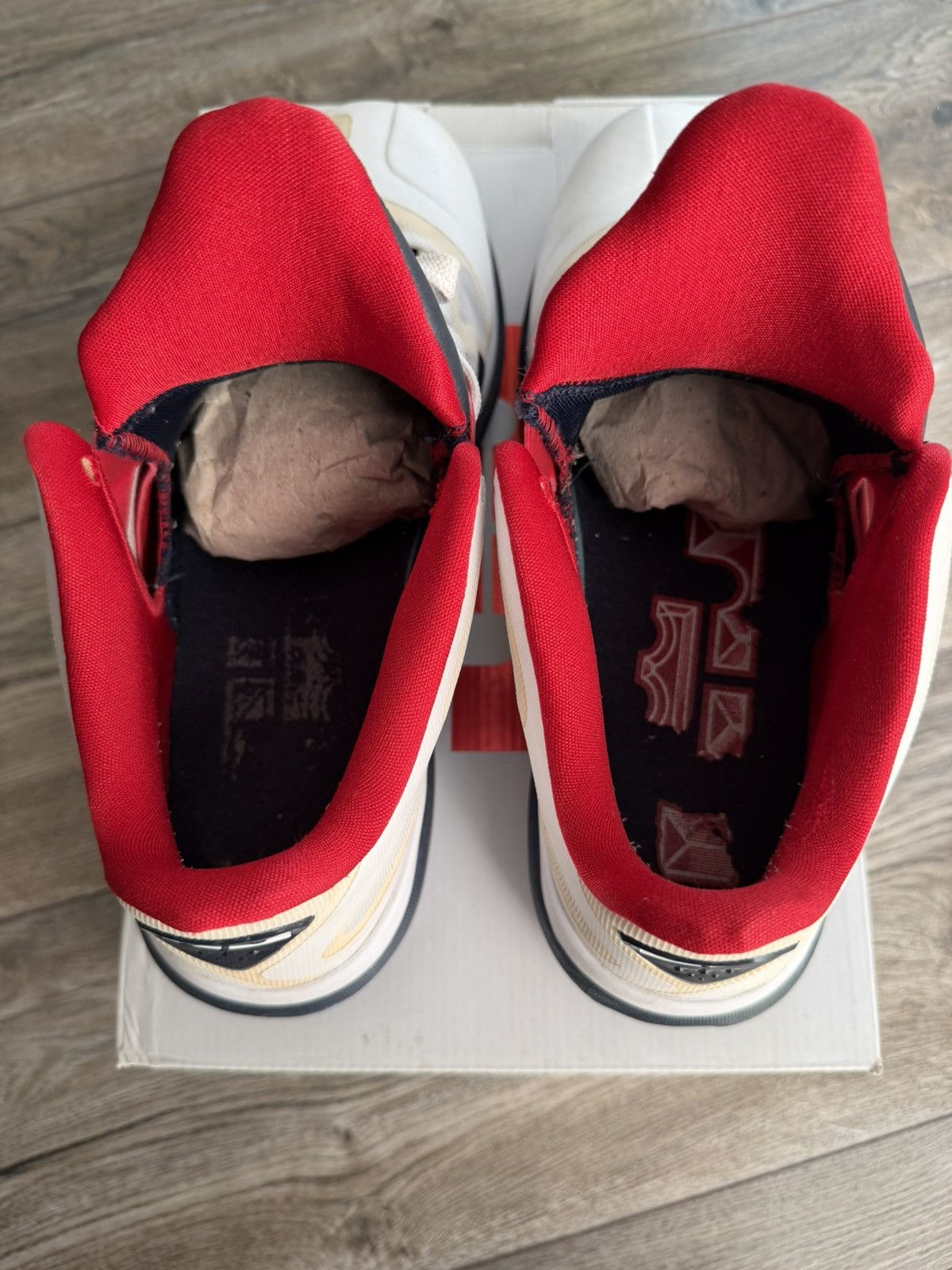 Nike Nike Air Lebron 9 Low Olympics USA size 10 Size US 10 / EU 43 - 6 Thumbnail